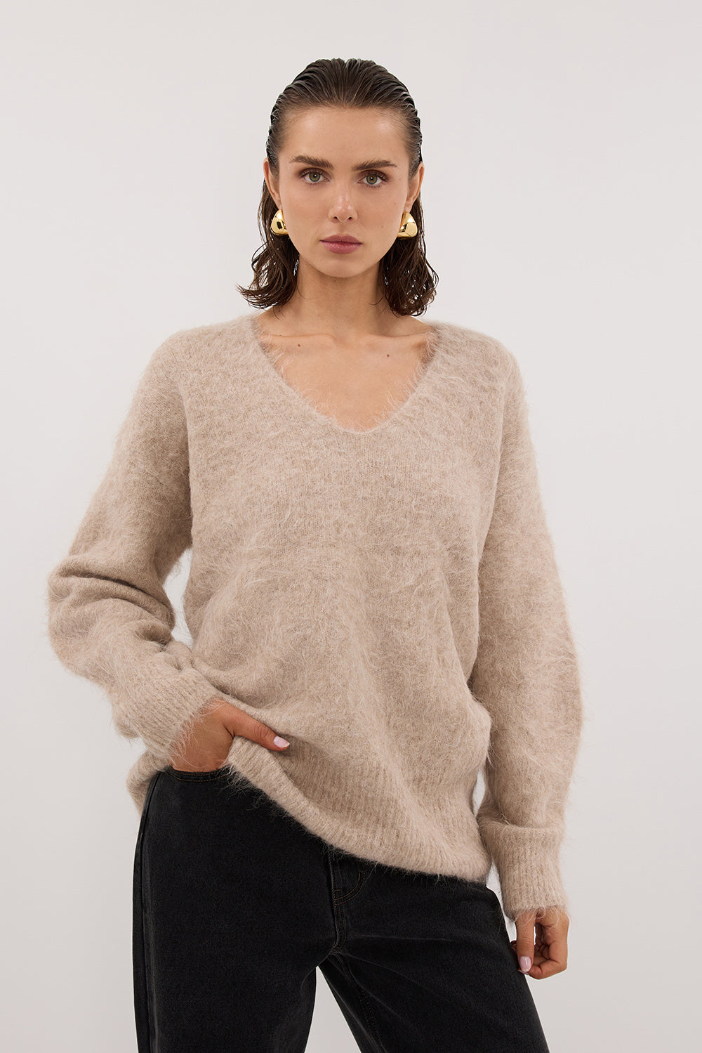 SALMA OAT V NECK JUMPER