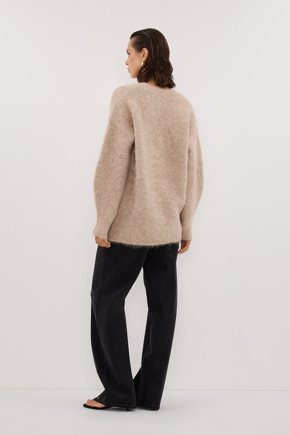 SALMA OAT V NECK JUMPER