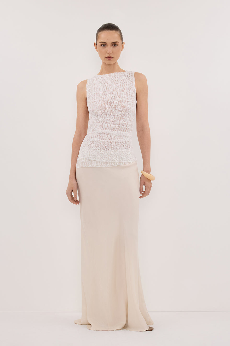 LIZZIE WHITE SLEEVELESS LACE TOP