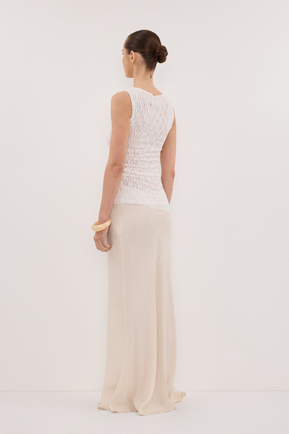 LIZZIE WHITE SLEEVELESS LACE TOP
