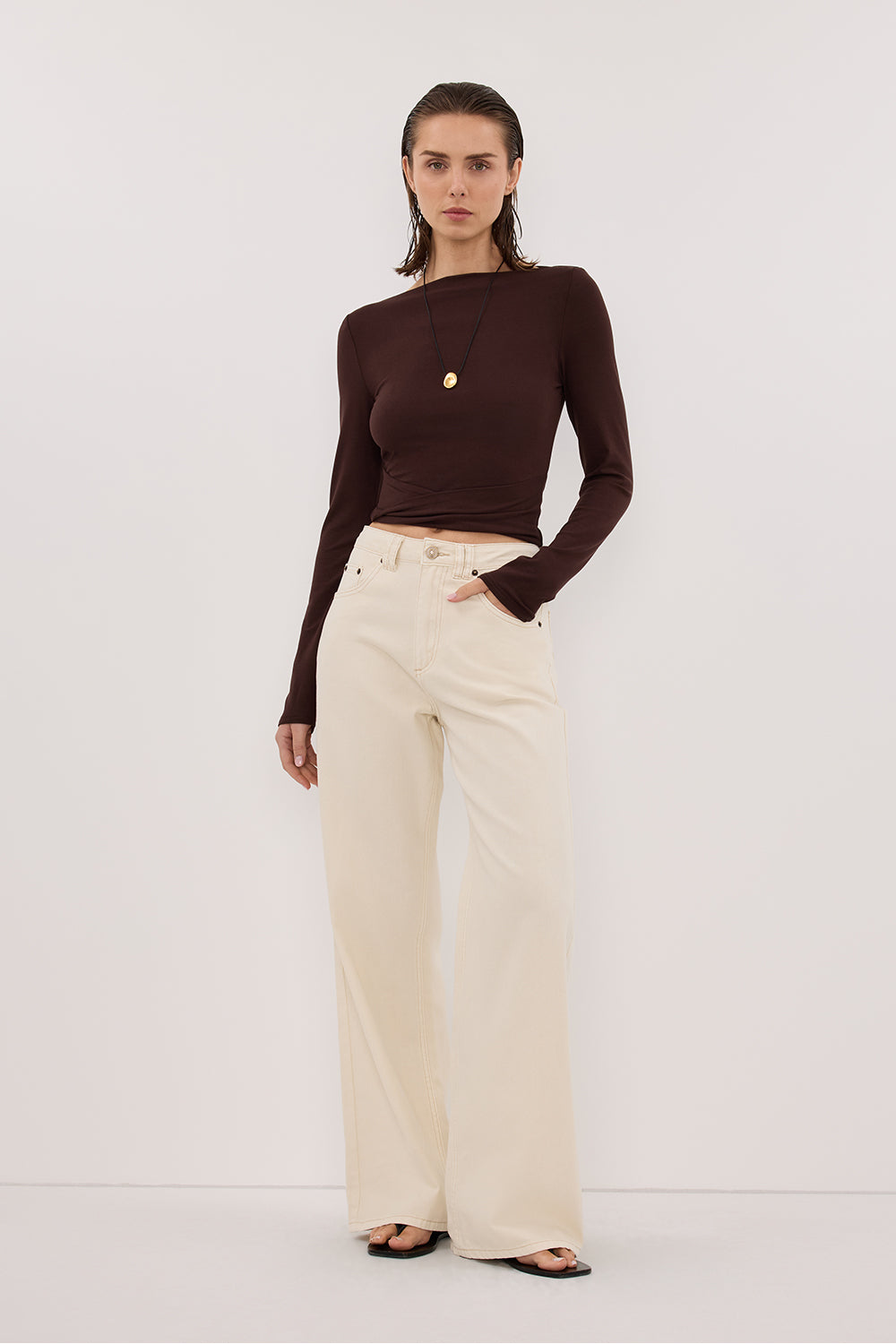 HADLEY CHOC LONG SLEEVE TWIST TOP | Dissh