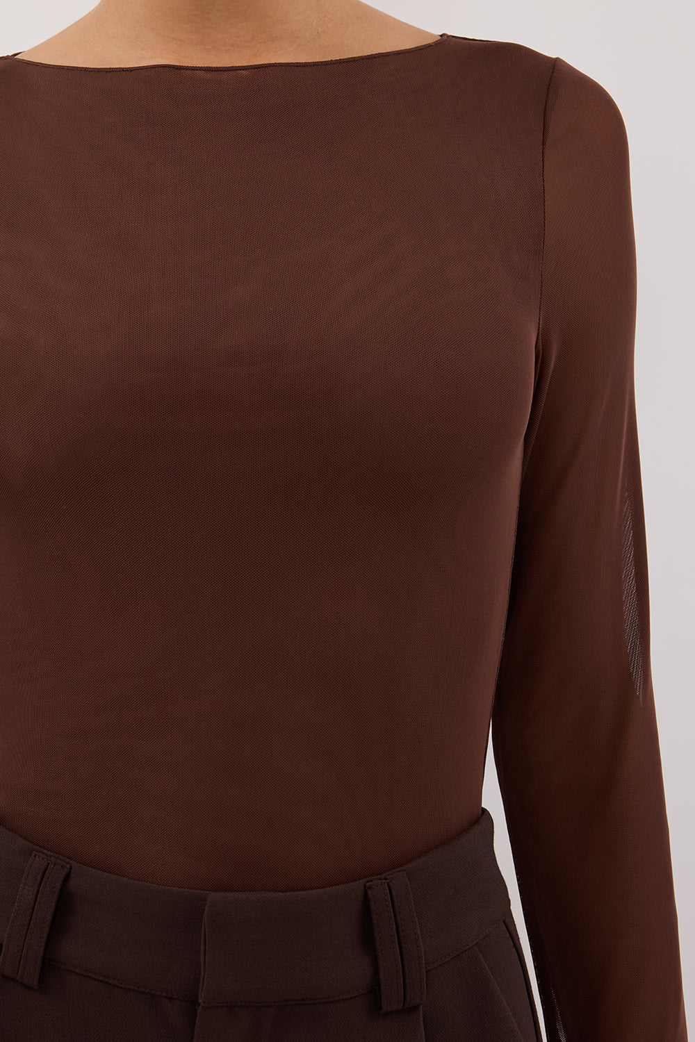 NYRA CHOC LONG SLEEVE MESH TOP