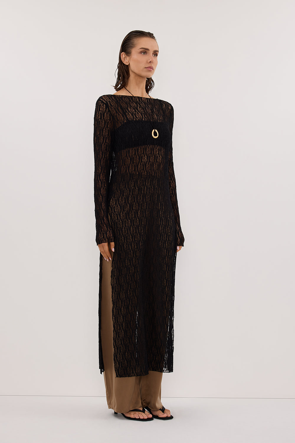 LIZZIE BLACK BOAT NECK TUNIC – DISSH
