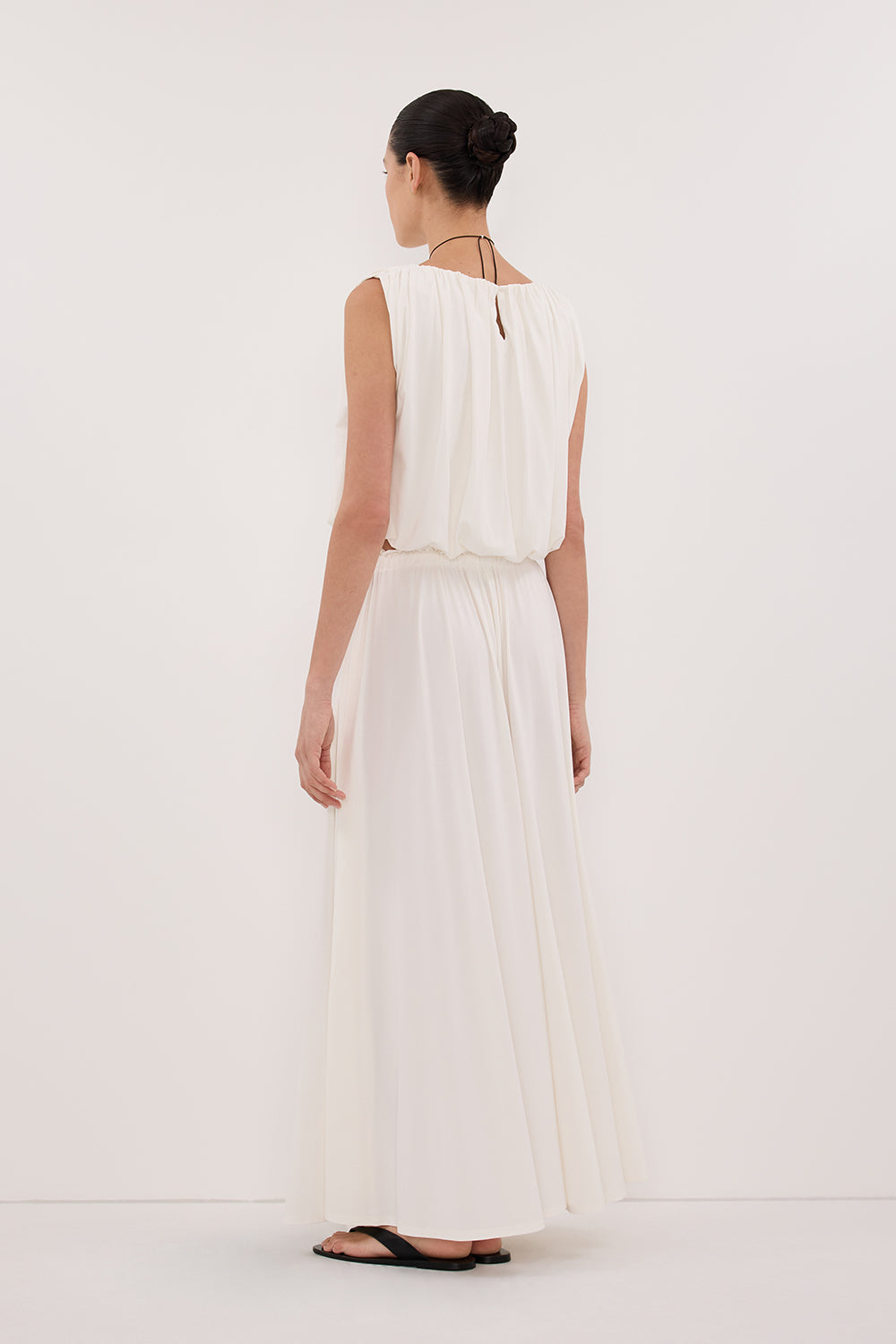 AVA OFF WHITE SLEEVELESS MODAL BLEND TOP