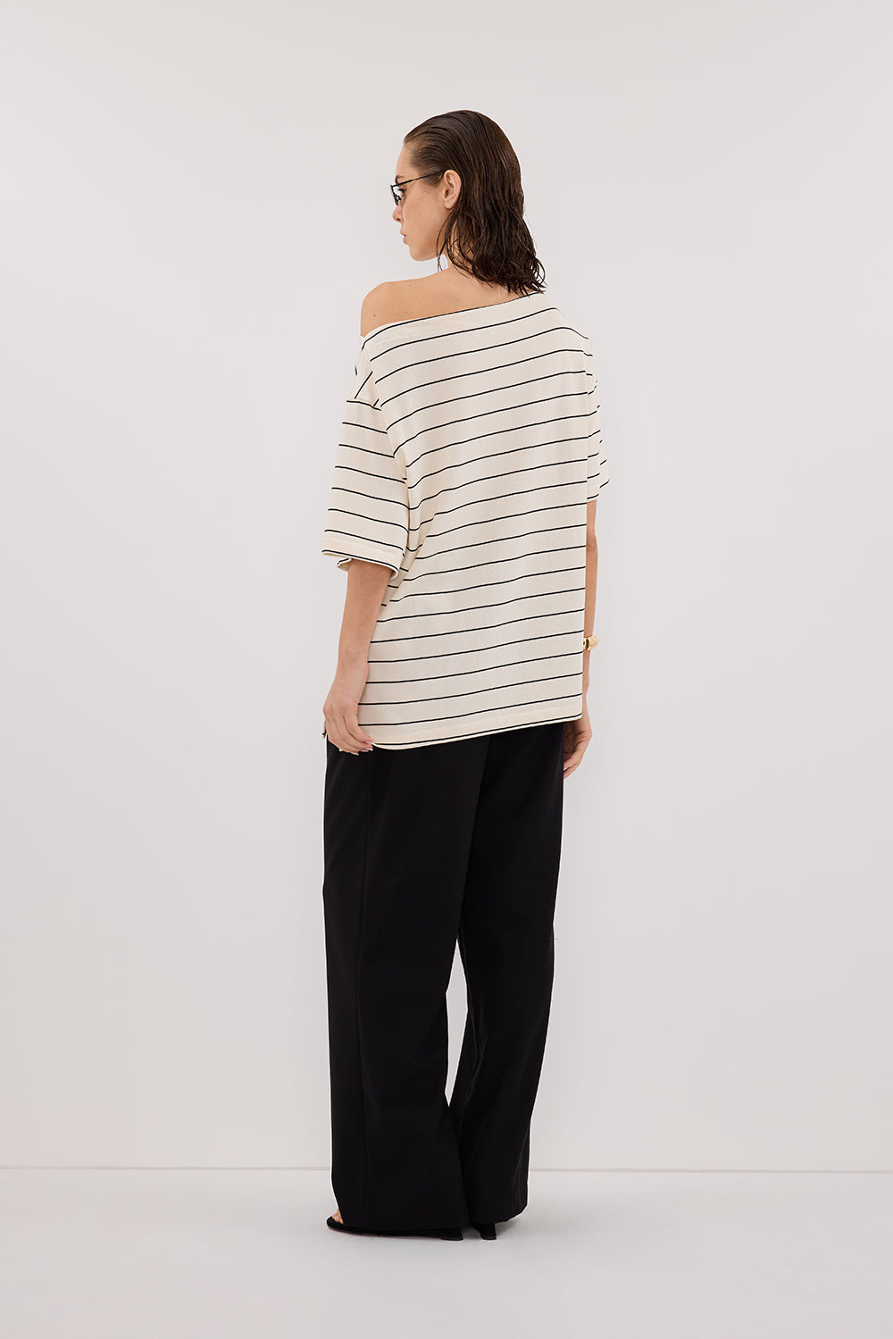 ESME OFF WHITE  STRIPE ASYM TEE