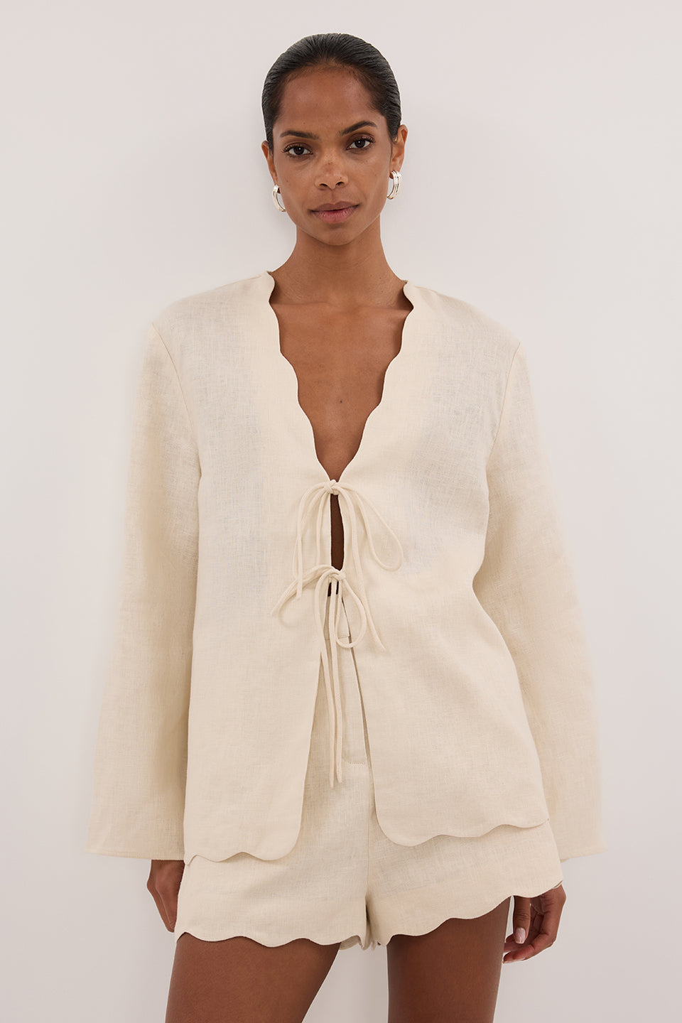 LELA SANDSTONE LONG SLEEVE LINEN TOP