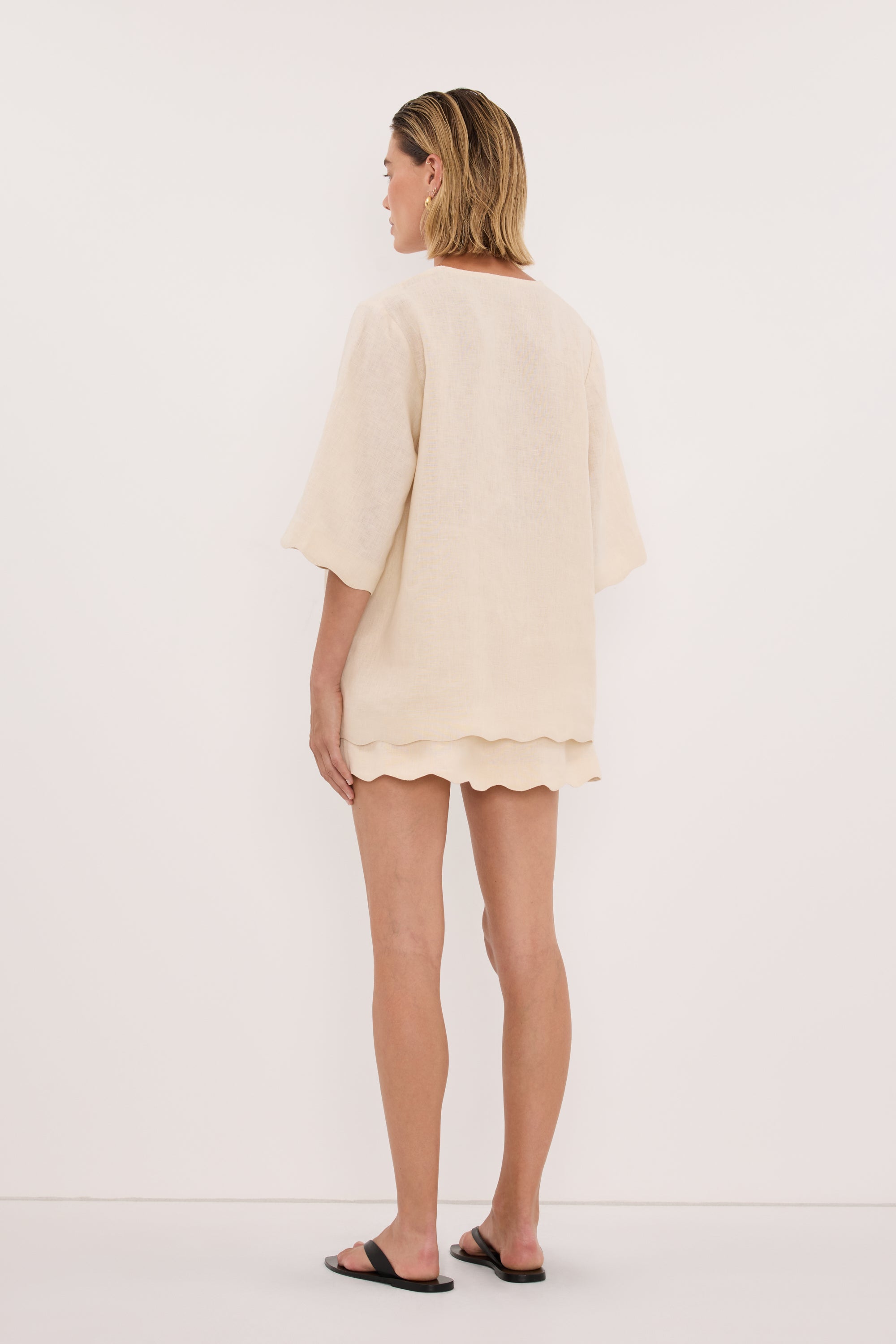 LELA SANDSTONE LONG SLEEVE LINEN TOP