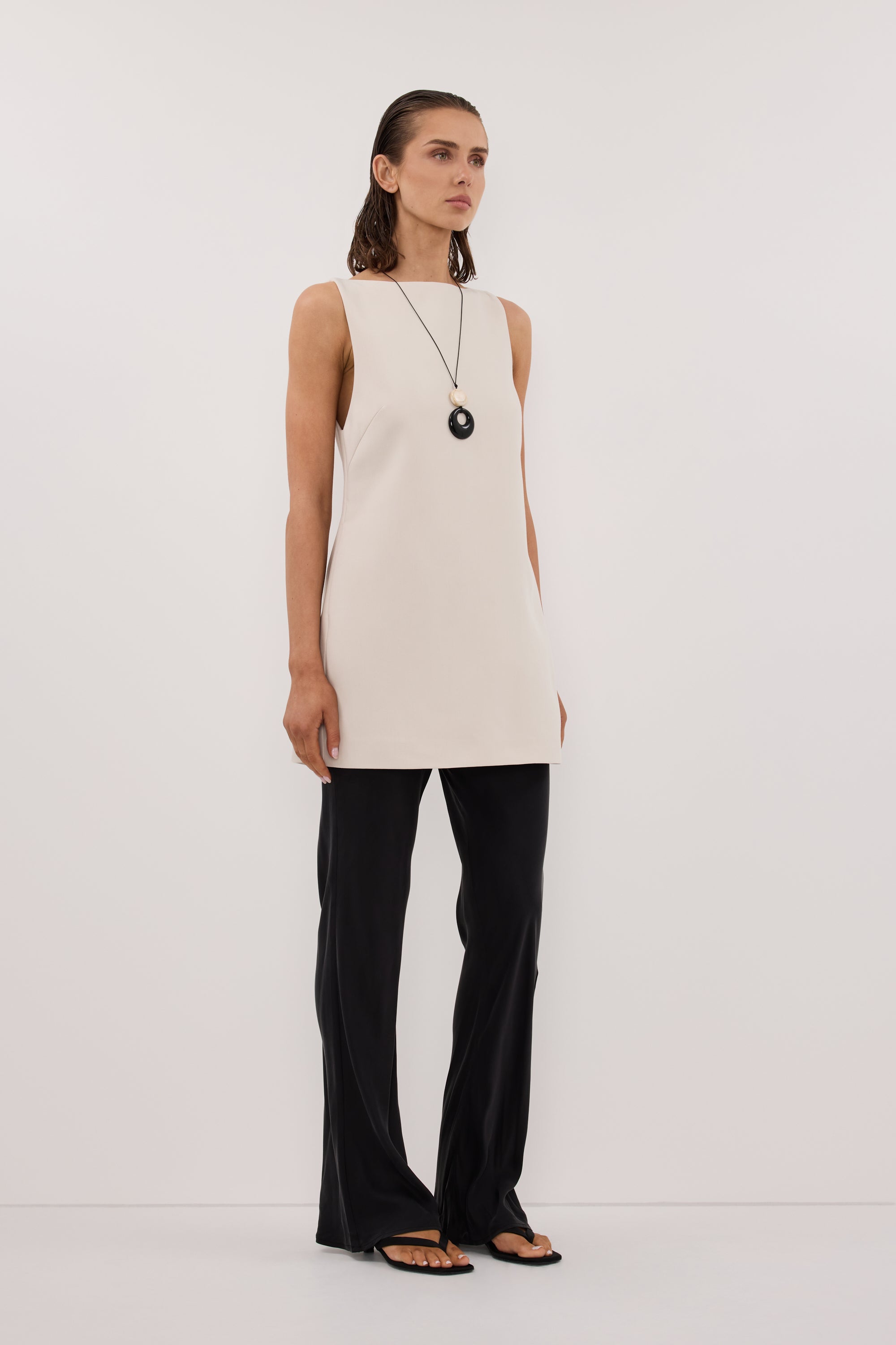 ROWIE BONE SLEEVELESS BOAT NECK TUNIC TOP