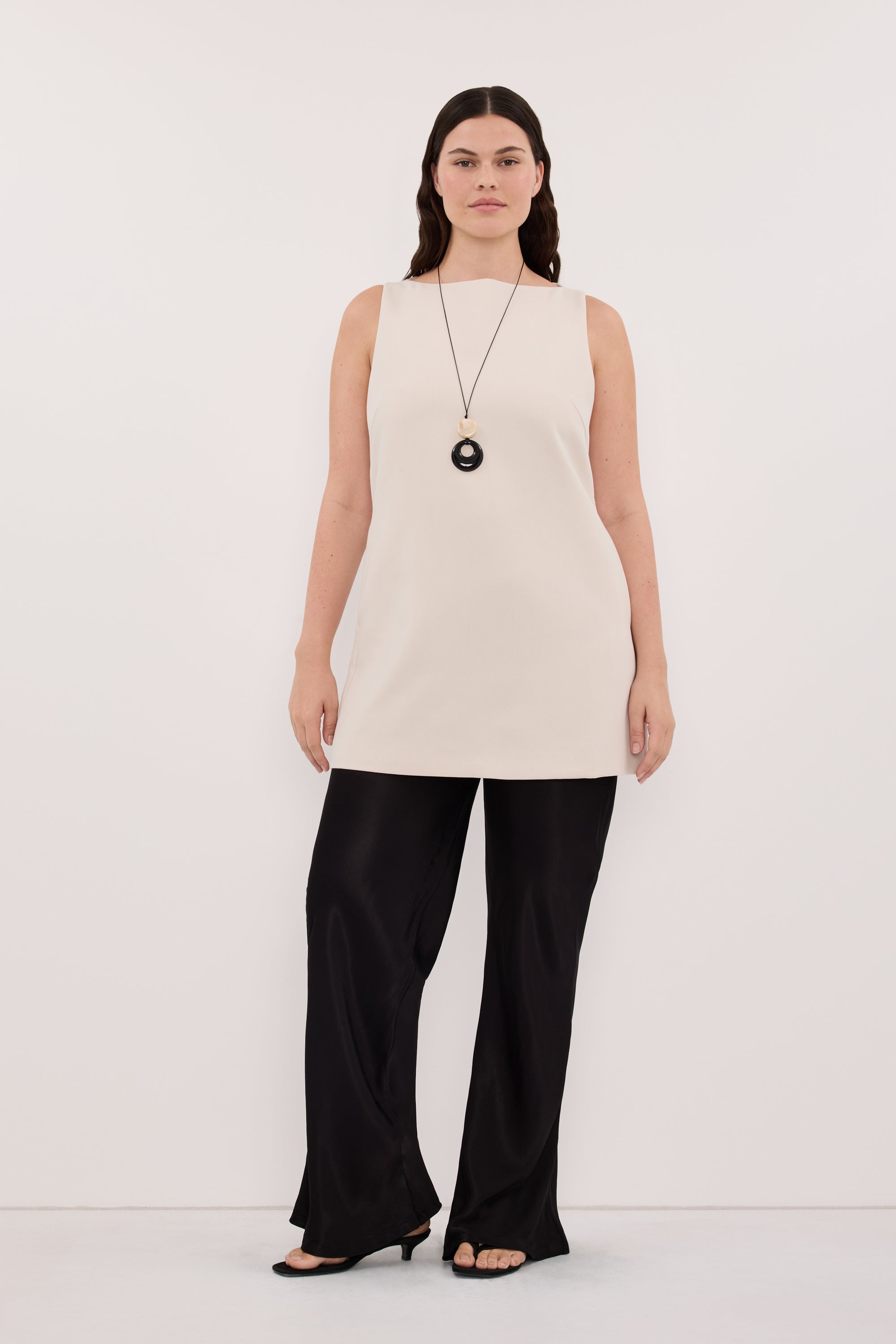 ROWIE BONE SLEEVELESS BOAT NECK TUNIC TOP
