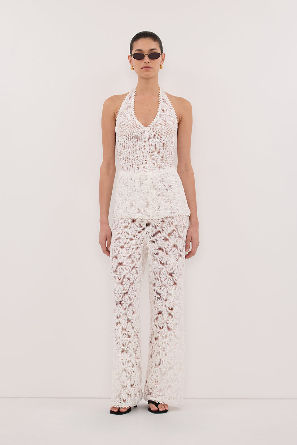 AGNES WHITE SLEEVELESS CROCHET HALTER TOP