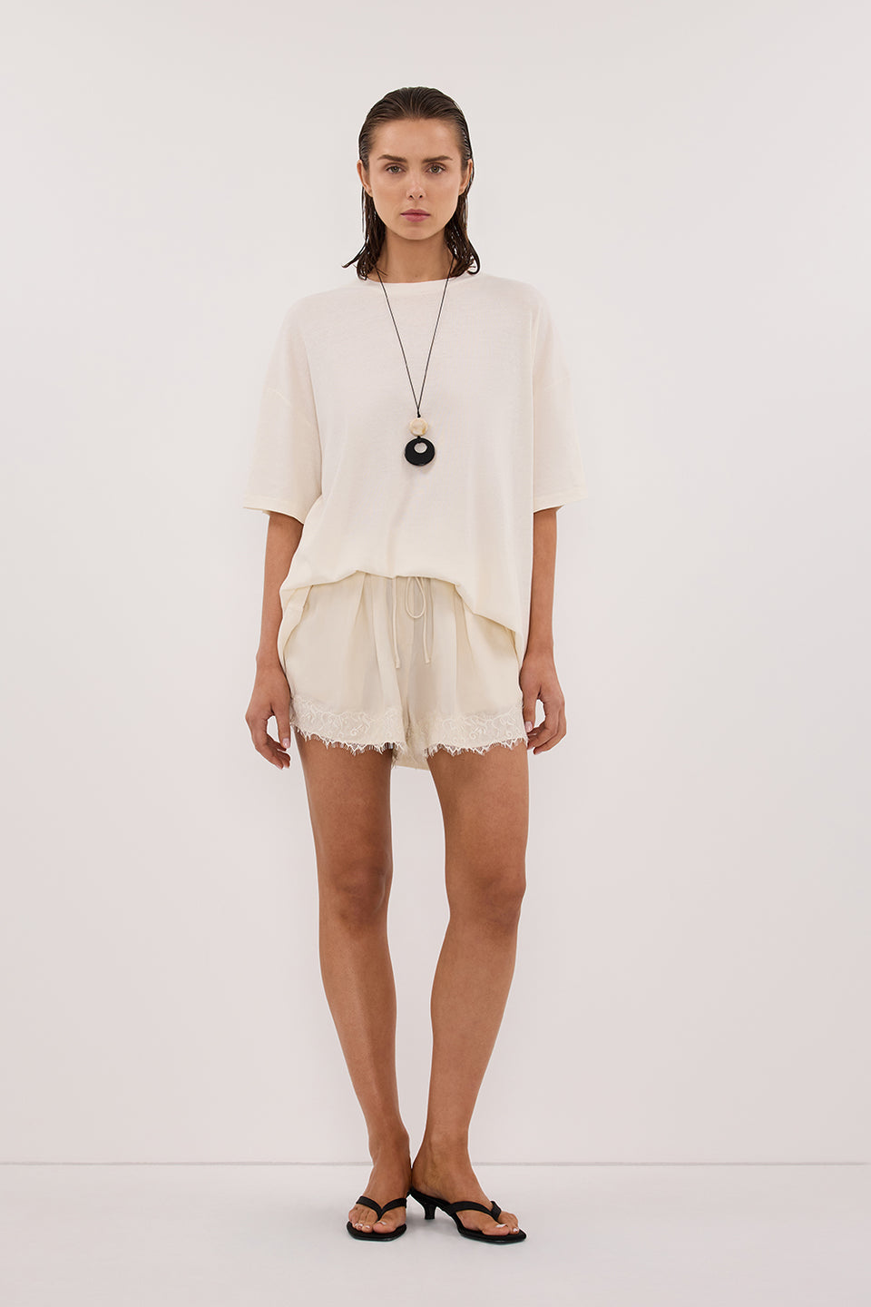 SLOANE CREAM COTTON LONGLINE TEE