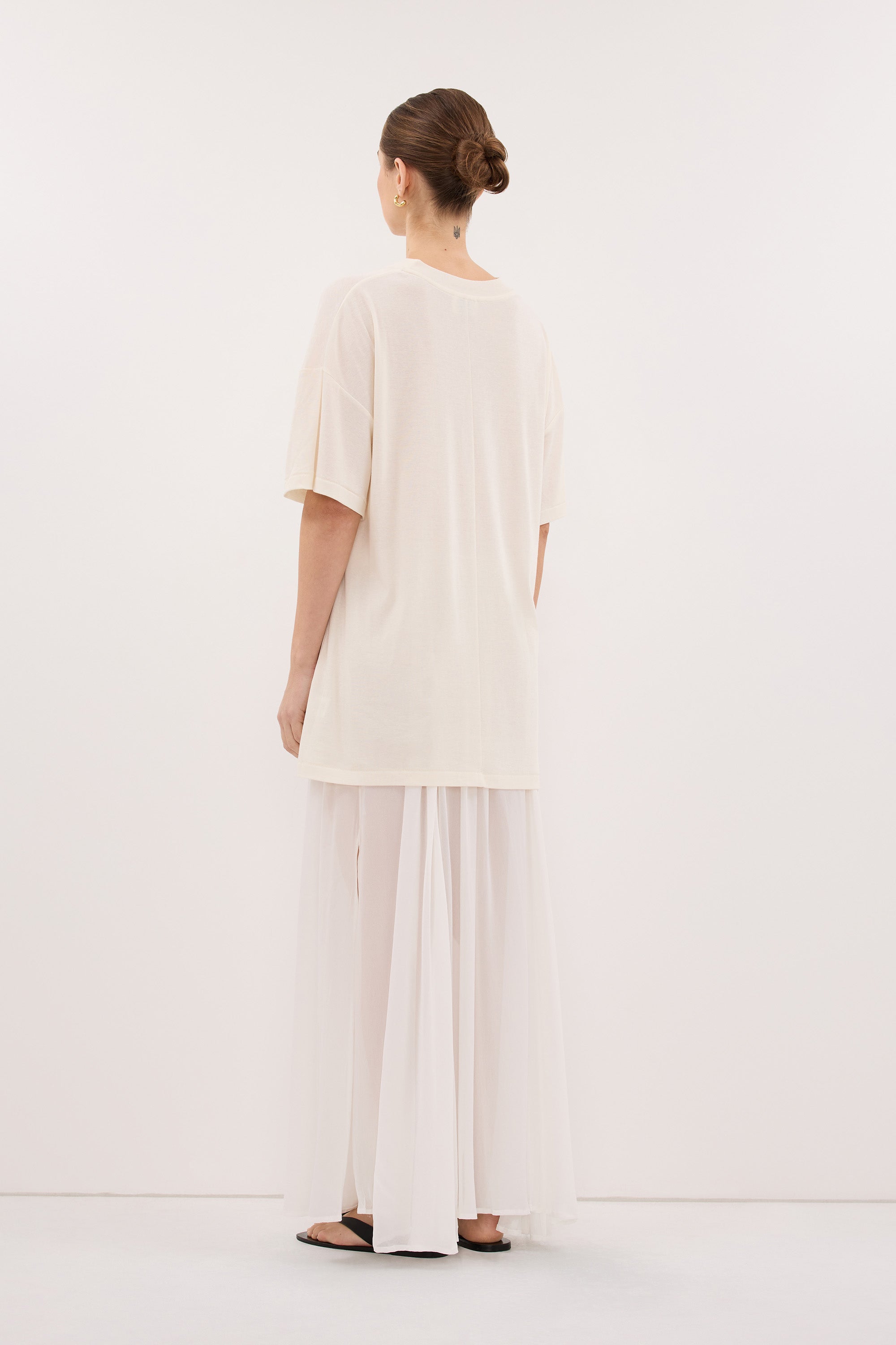 SLOANE CREAM COTTON LONGLINE TEE
