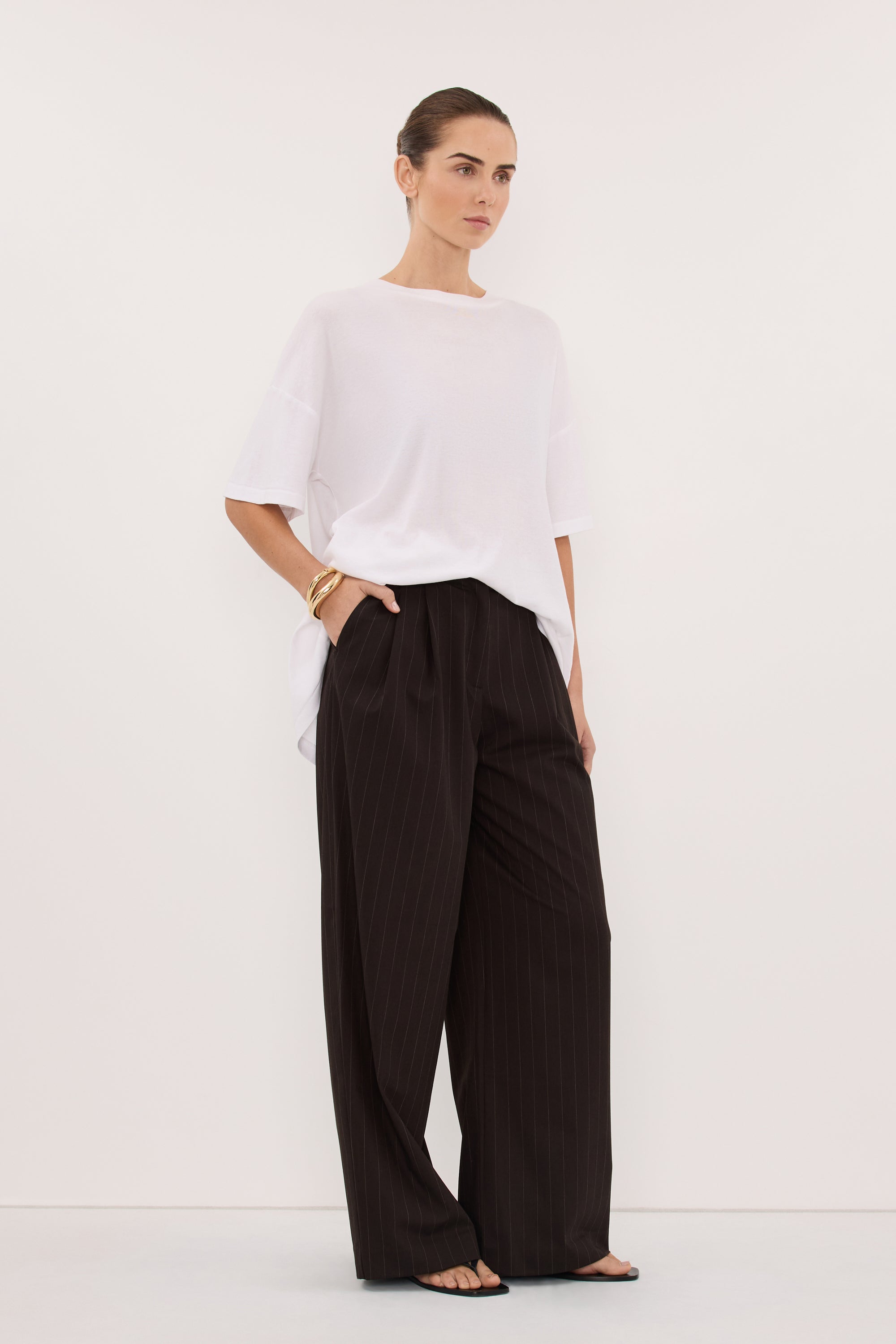 SLOANE WHITE COTTON LONGLINE TEE