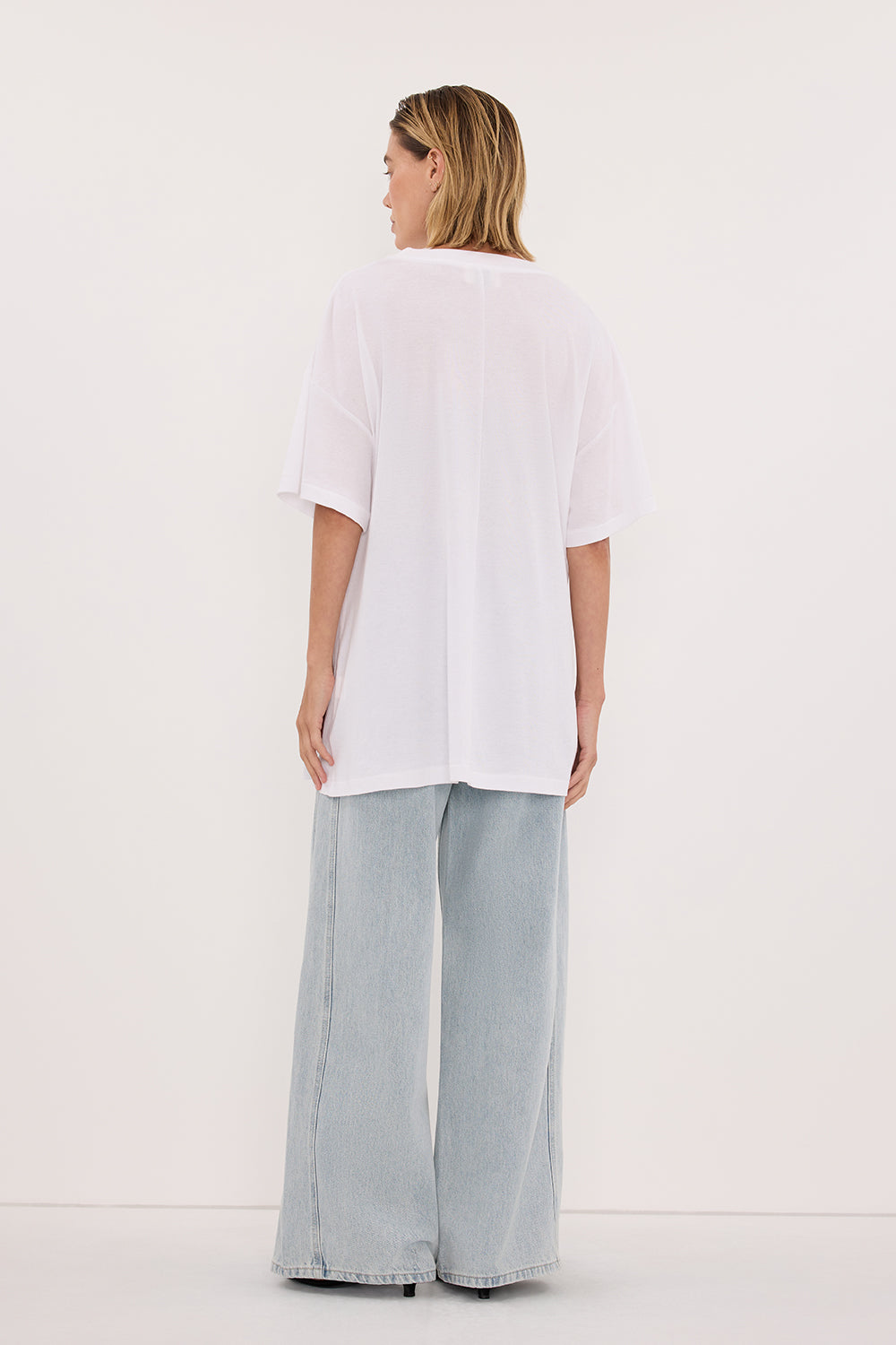 SLOANE WHITE COTTON LONGLINE TEE