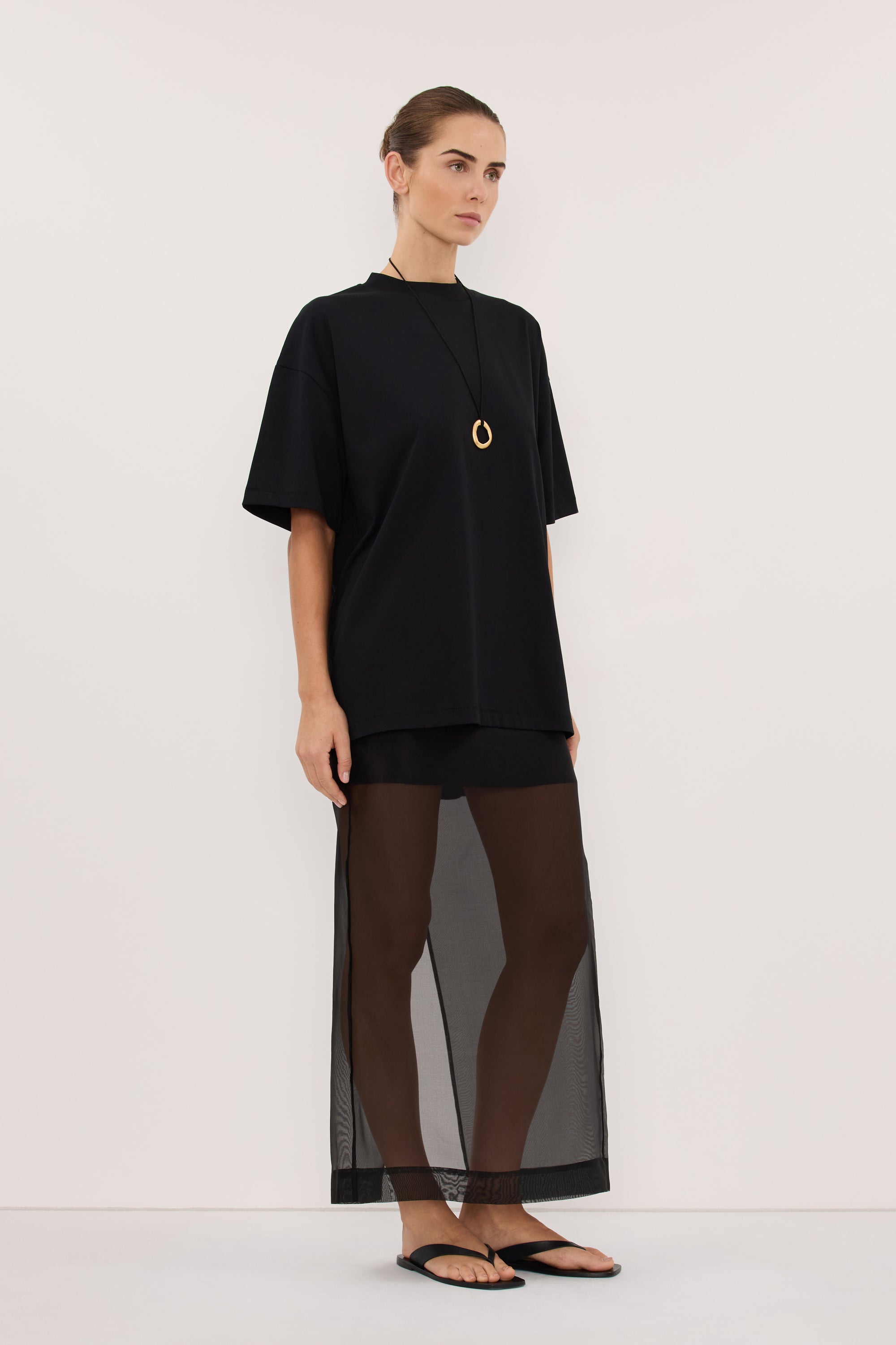 TYRA BLACK BOYFRIEND TEE