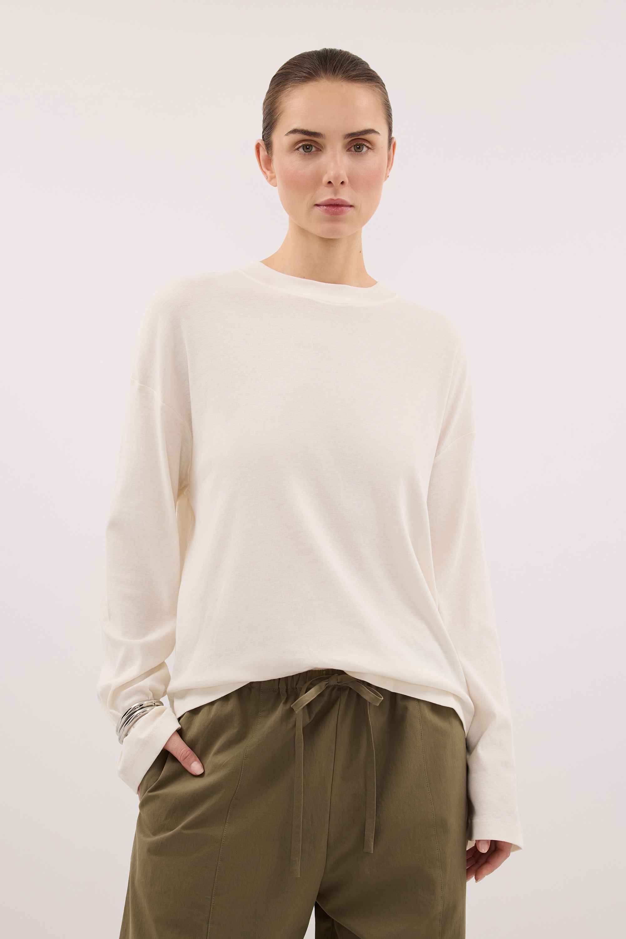 SLOANE CREAM LONG SLEEVE CREW KNIT TOP