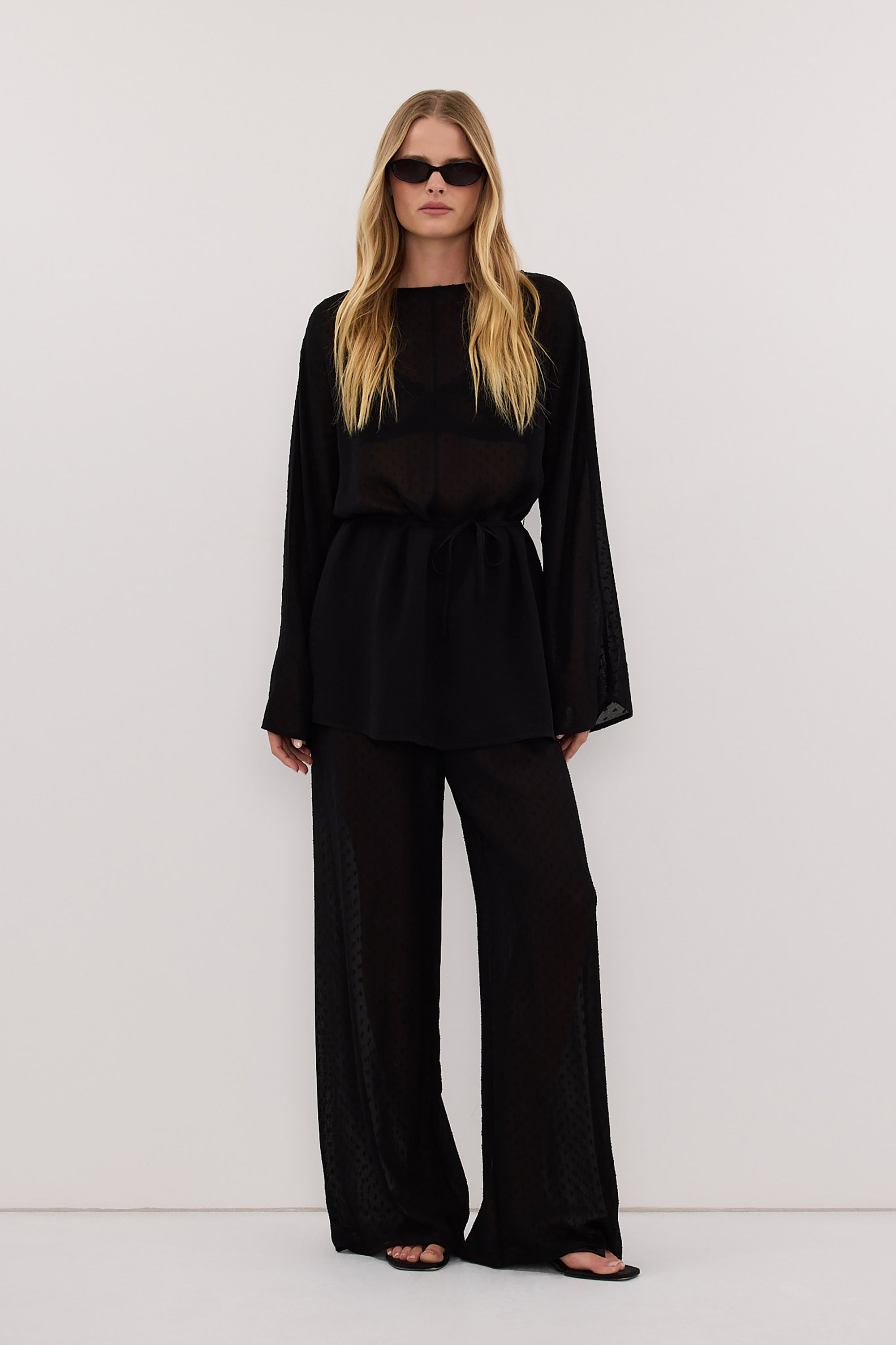 SALINA BLACK DOT DRAPED TOP – DISSH