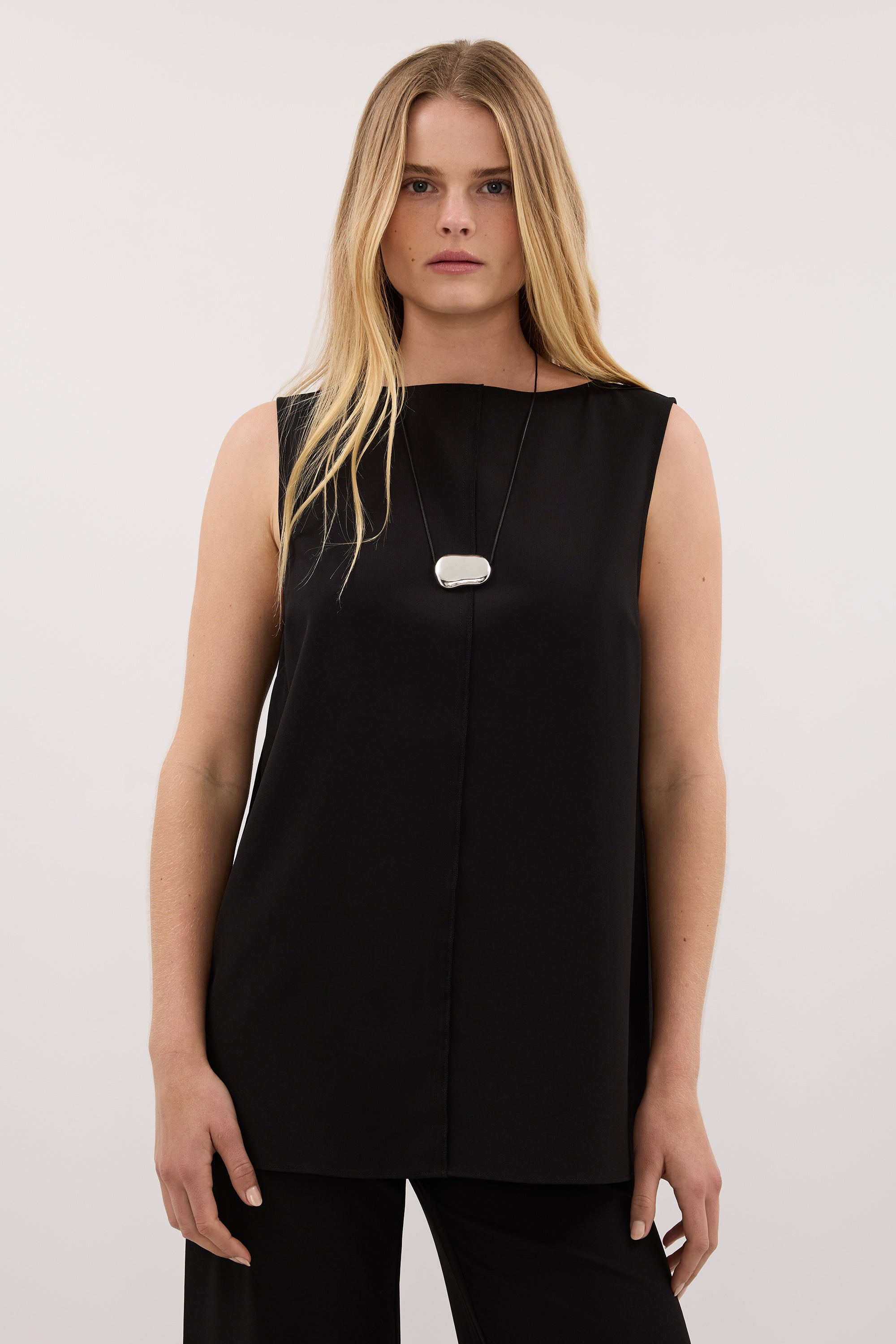 PARKER BLACK BOAT NECK TUNIC TOP