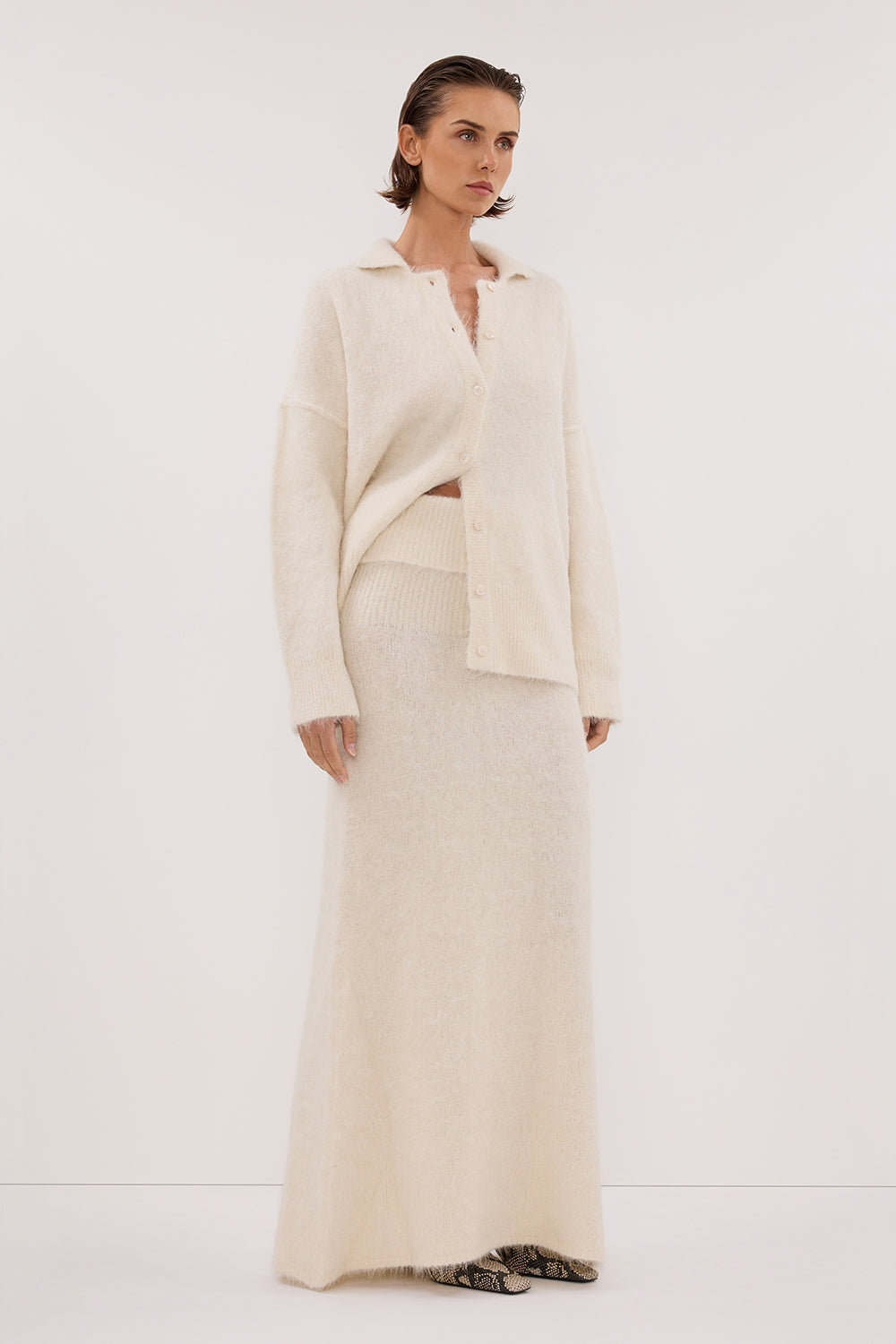 SALMA IVORY MAXI SKIRT – DISSH