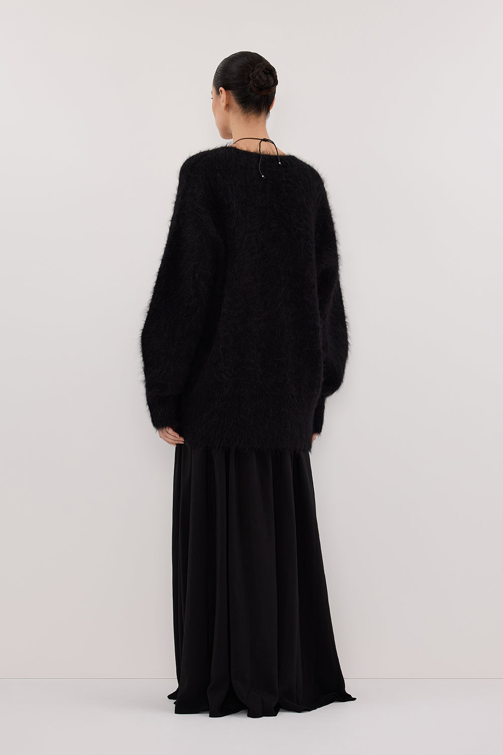 SIERRA BLACK TEXTURED MIDI SKIRT