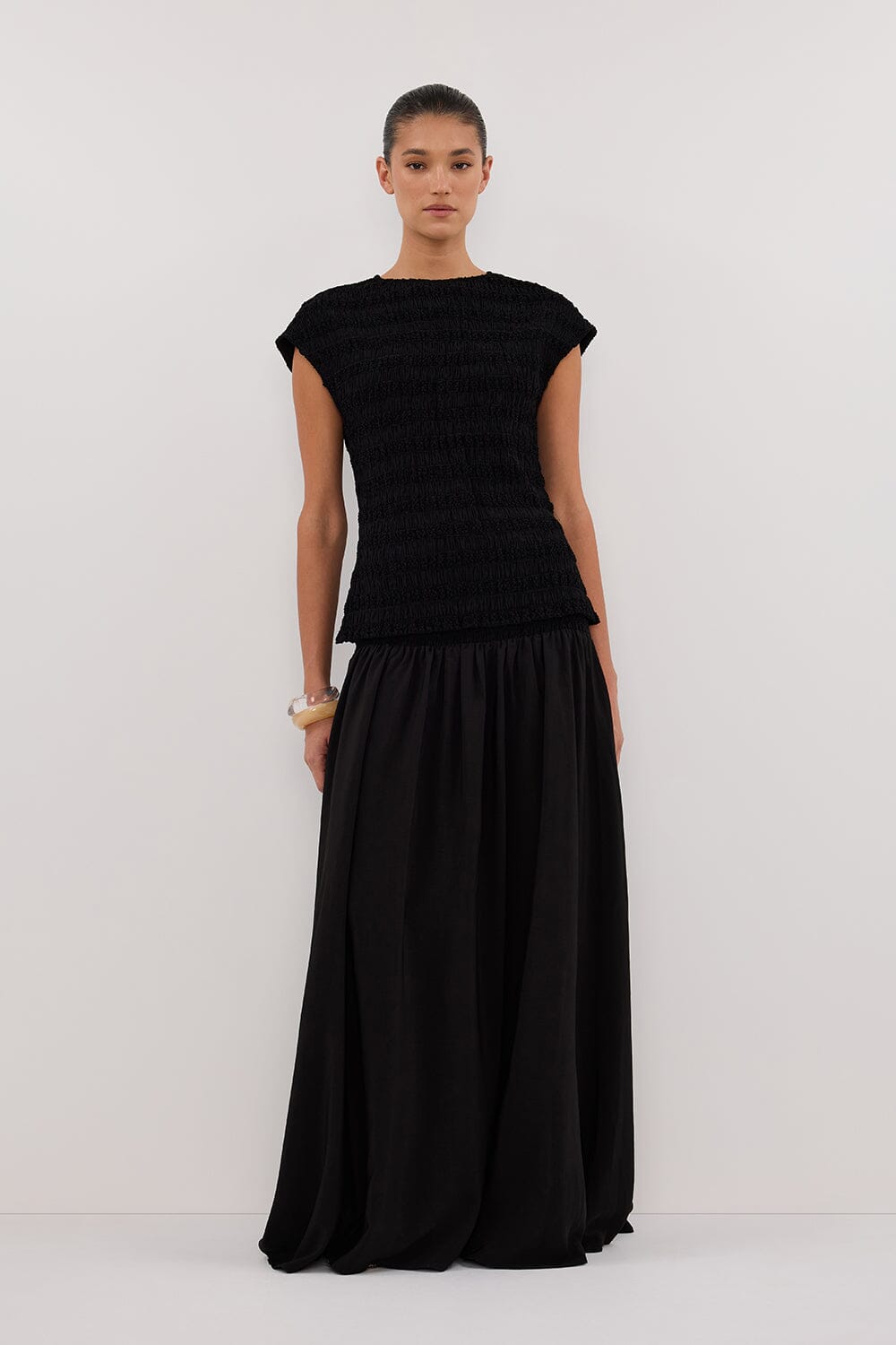SIERRA BLACK TEXTURED MIDI SKIRT