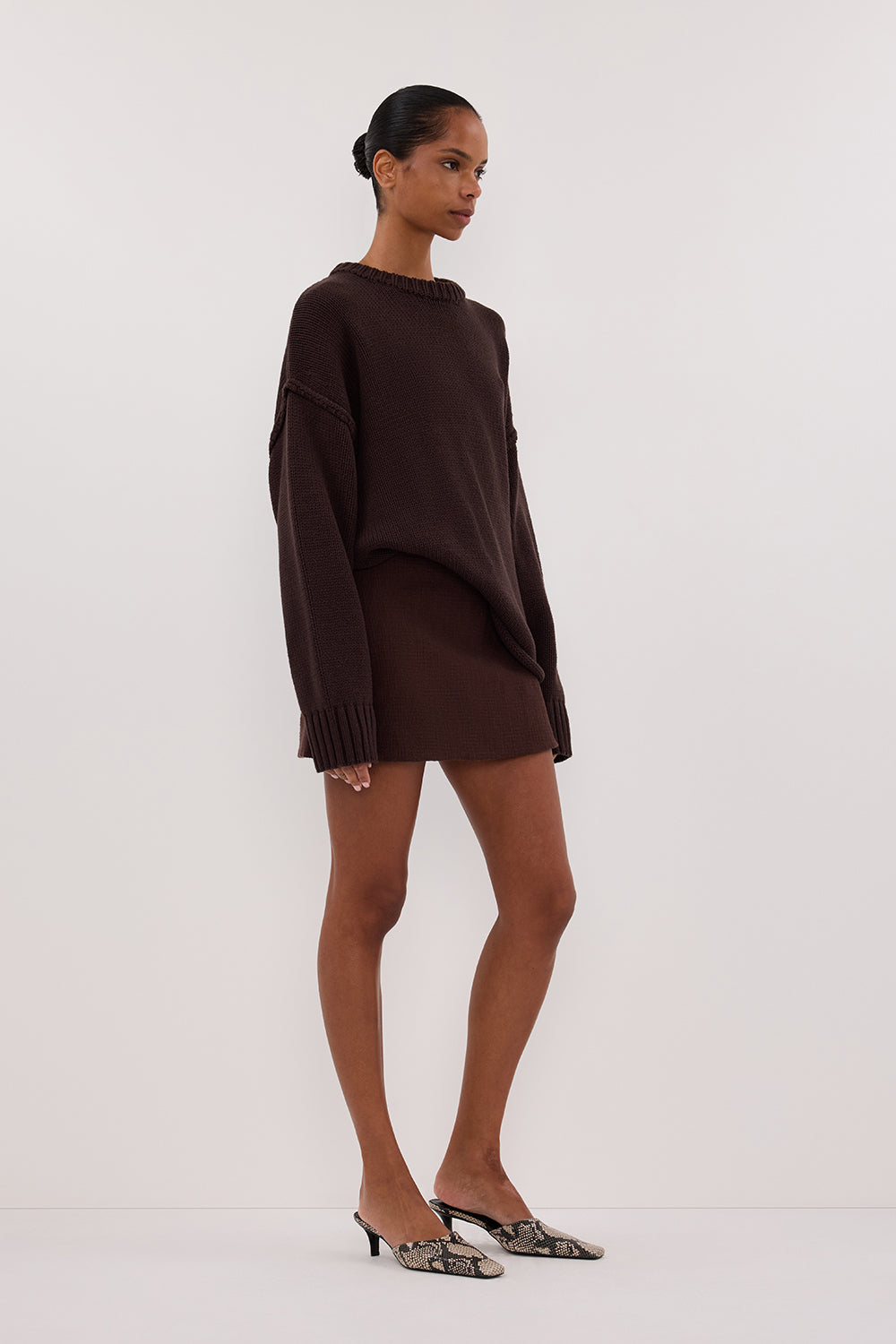 NIEVE CHOCOLATE MINI SKORT