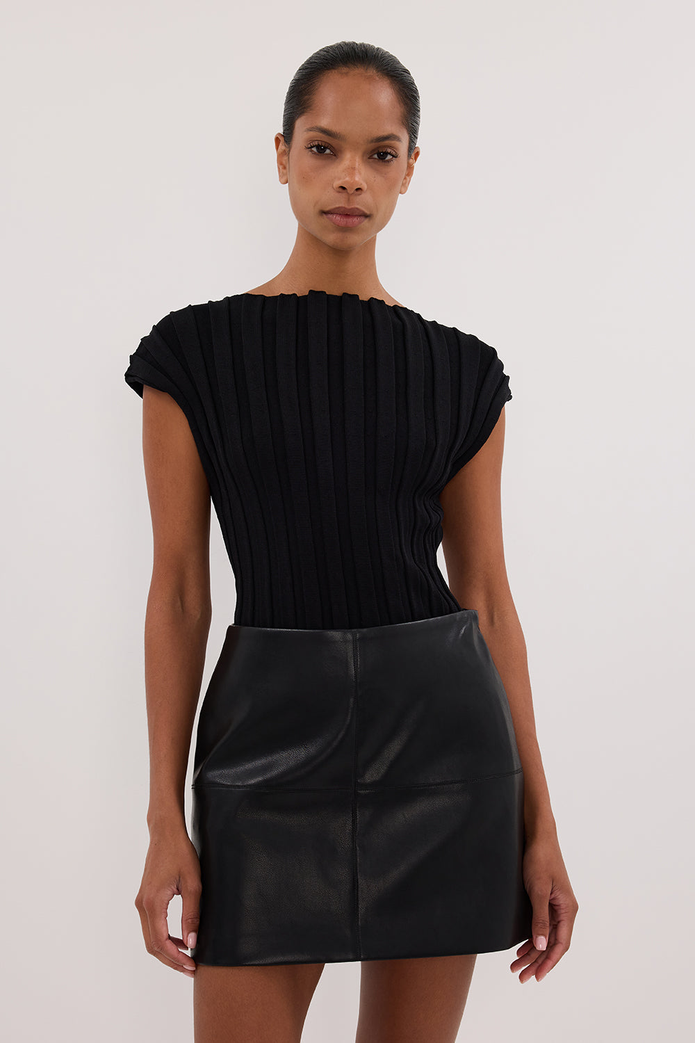 MONTY BLACK FAUX LEATHER MINI SKIRT