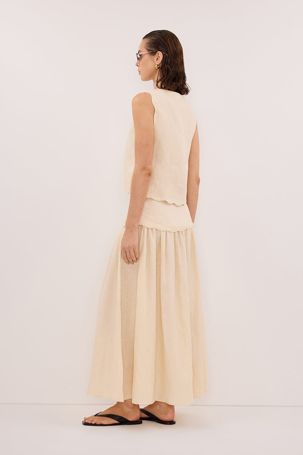 LELA SANDSTONE FOLDOVER LINEN MIDI SKIRT