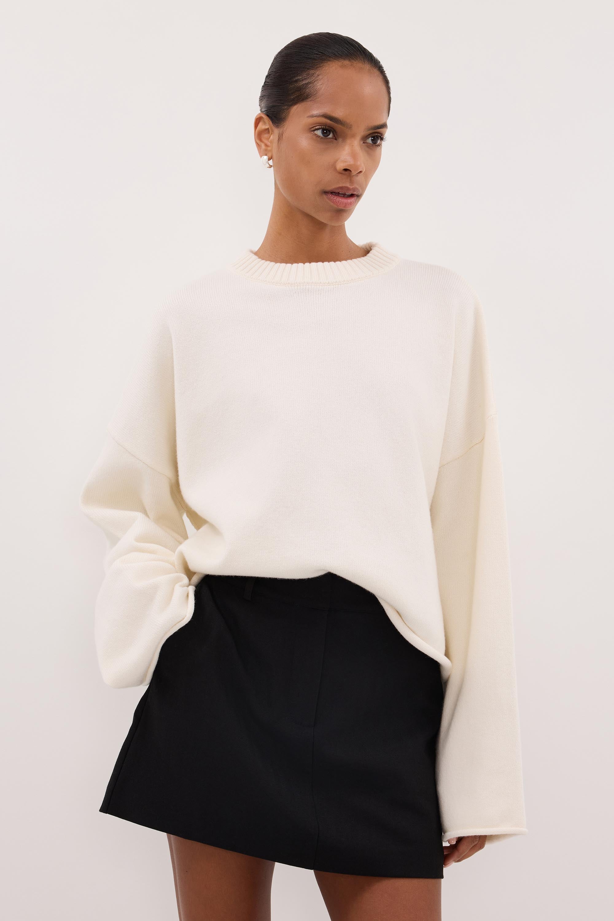 CYRUS BLACK FLY FRONT SKORT