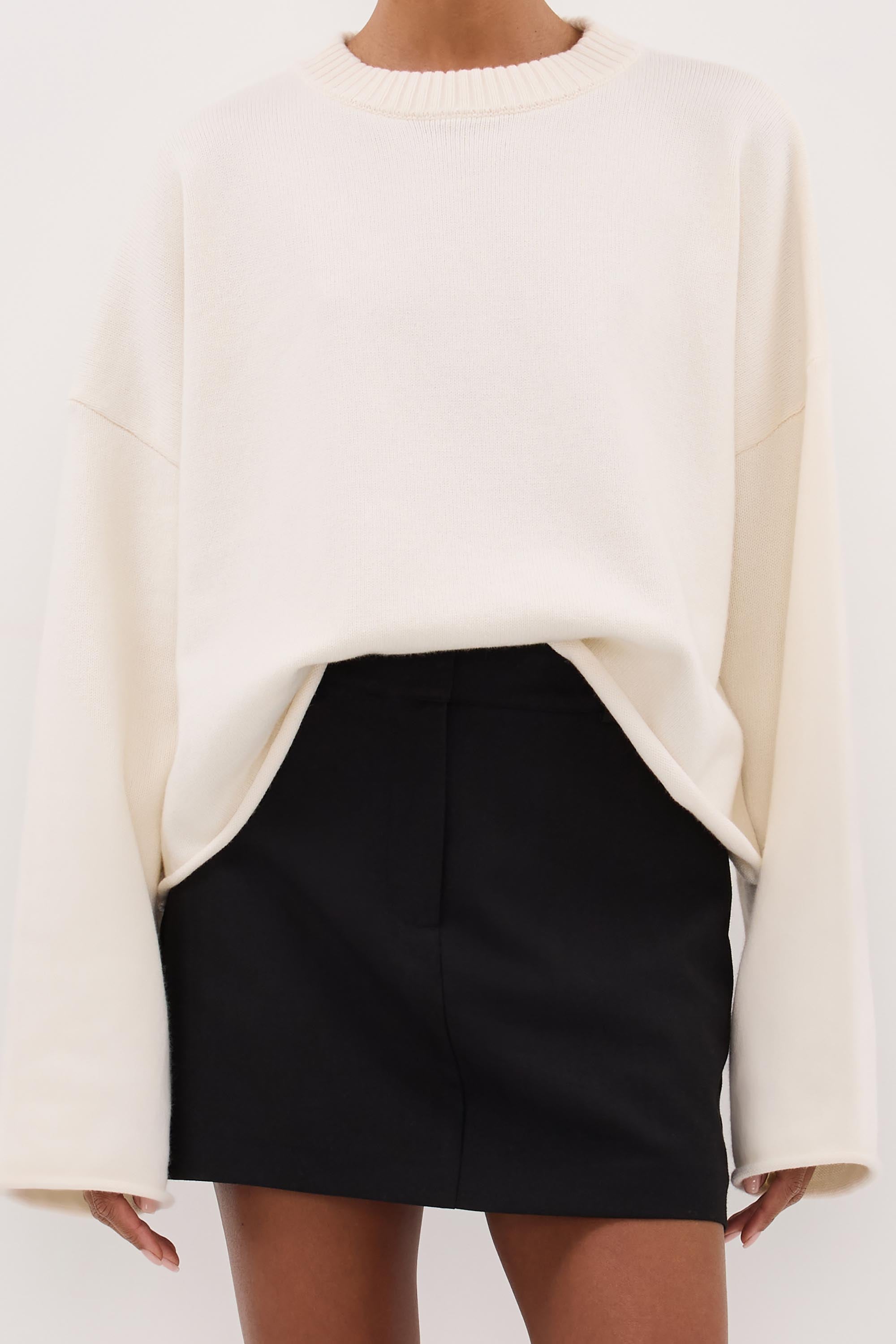 CYRUS BLACK FLY FRONT SKORT