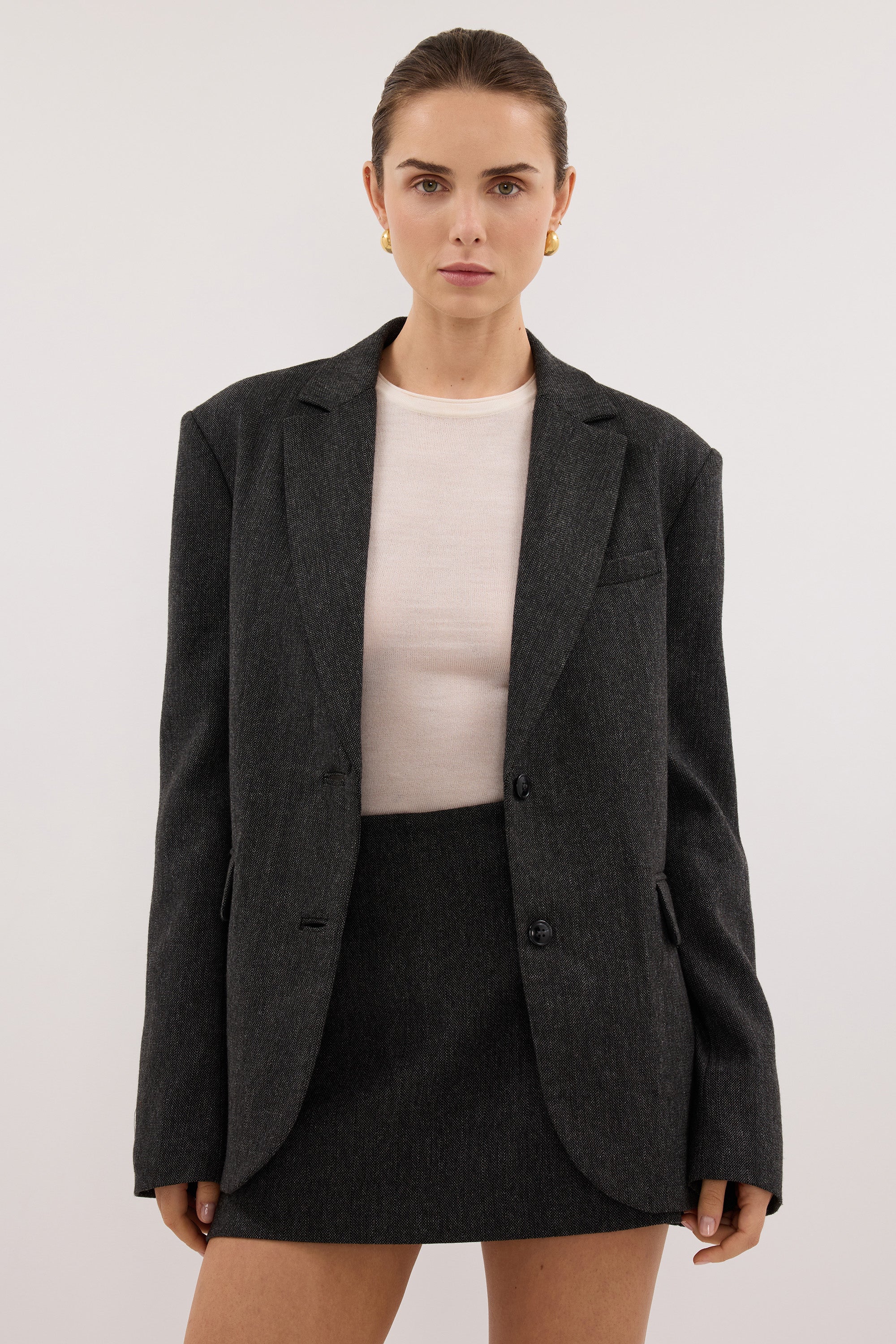 SOFIA DARK GREY TEXTURED SKORT
