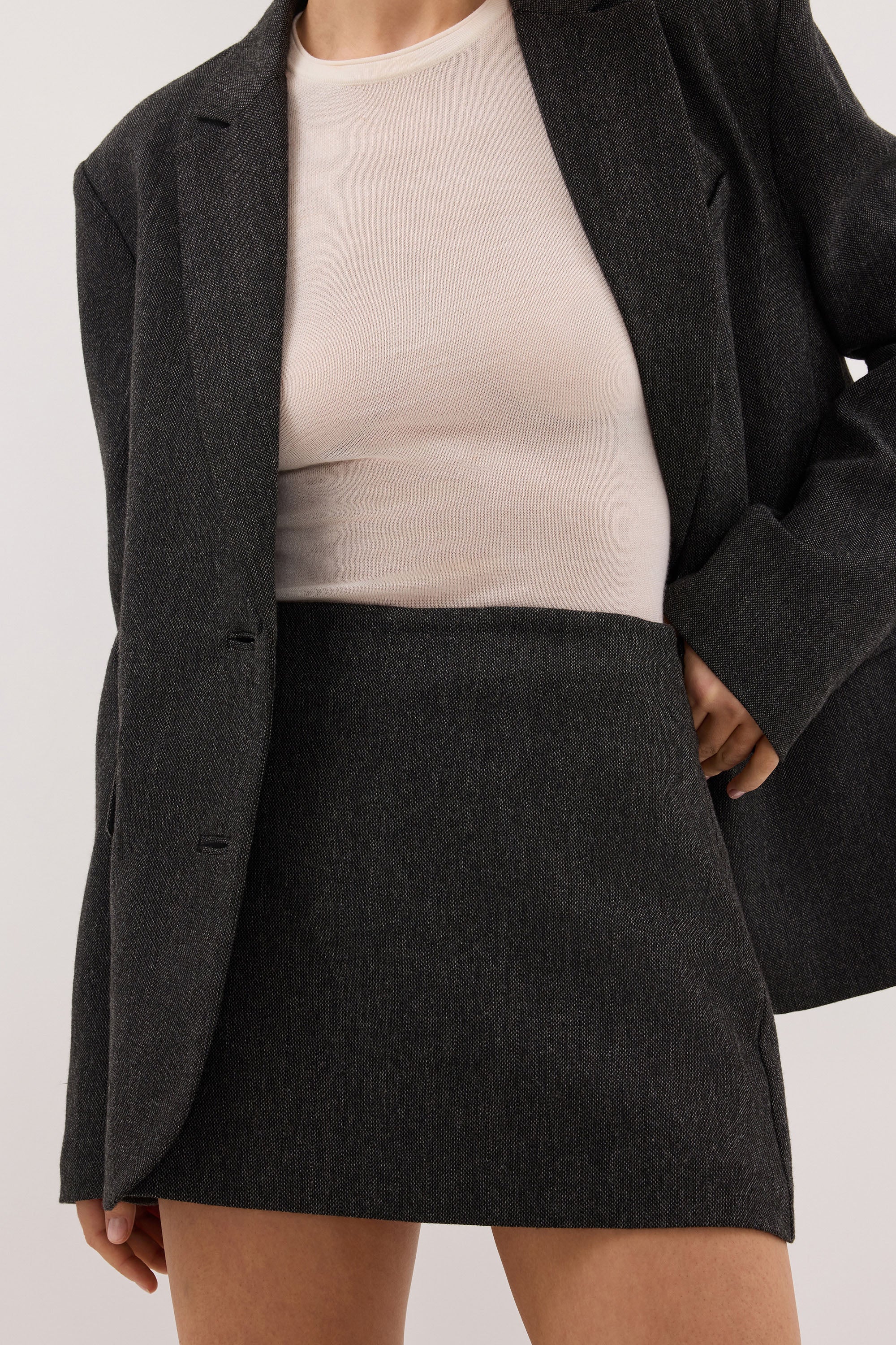 SOFIA DARK GREY TEXTURED SKORT