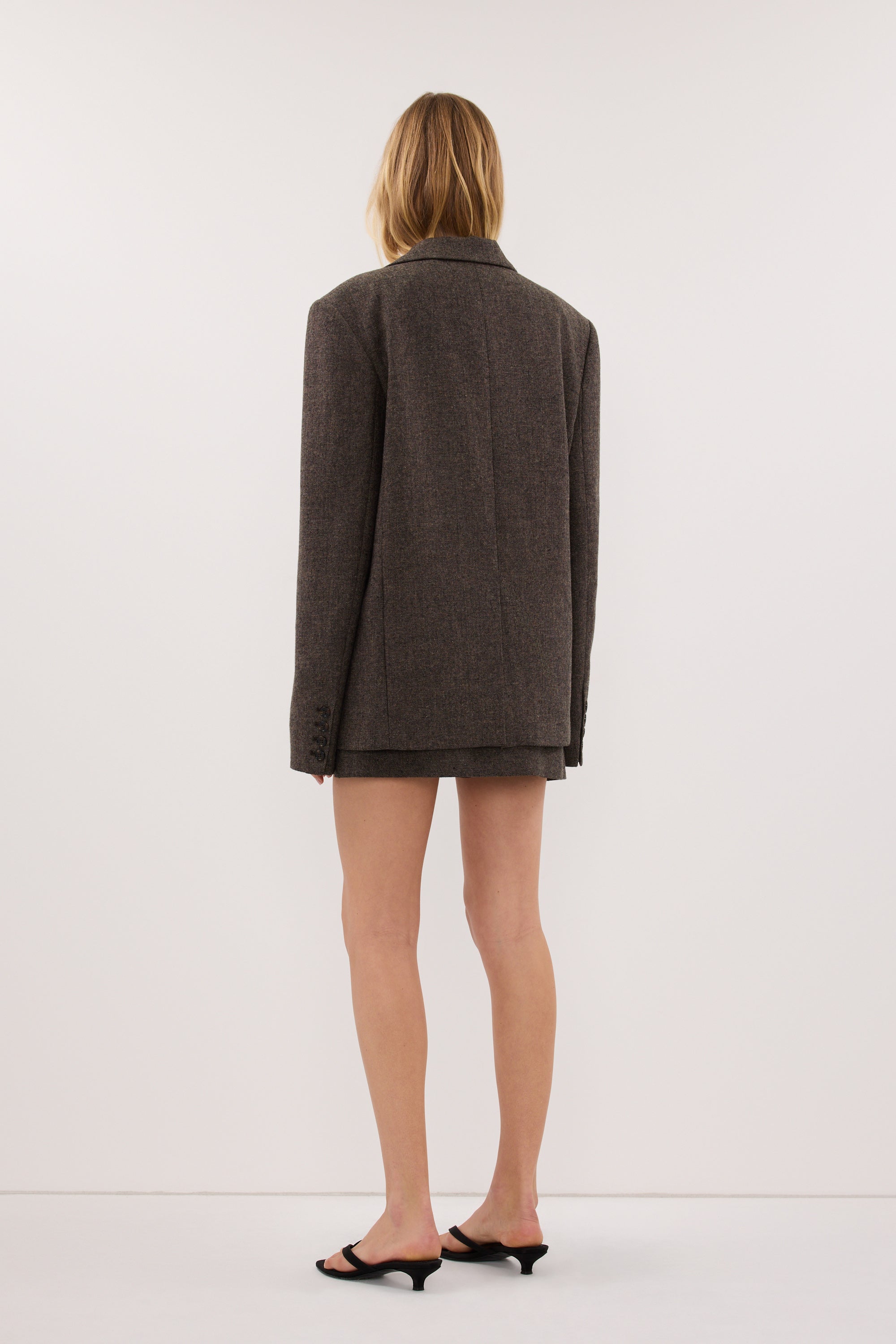 AMELIA MOCHA TEXTURED SKORT