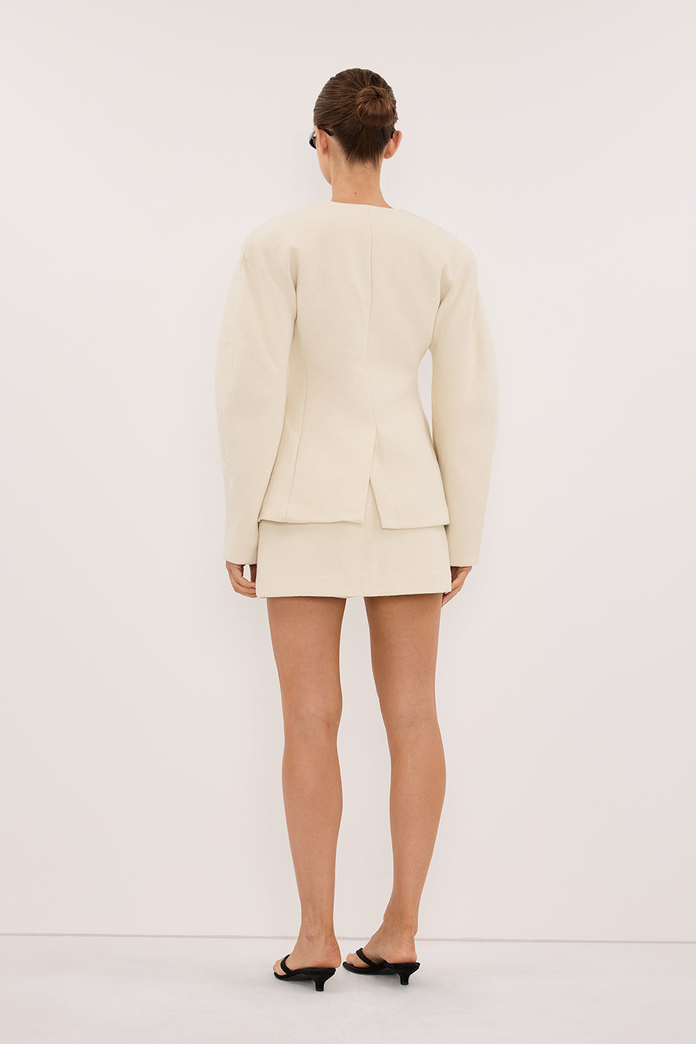 BOBBI CREAM BOUCLE SKORT