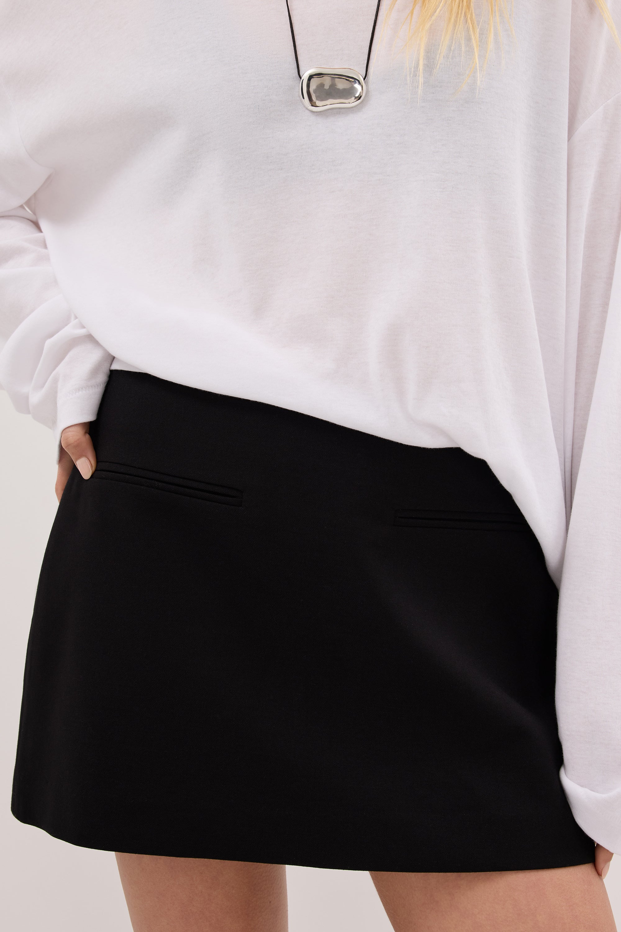 WHITNEY BLACK MICRO SKORT