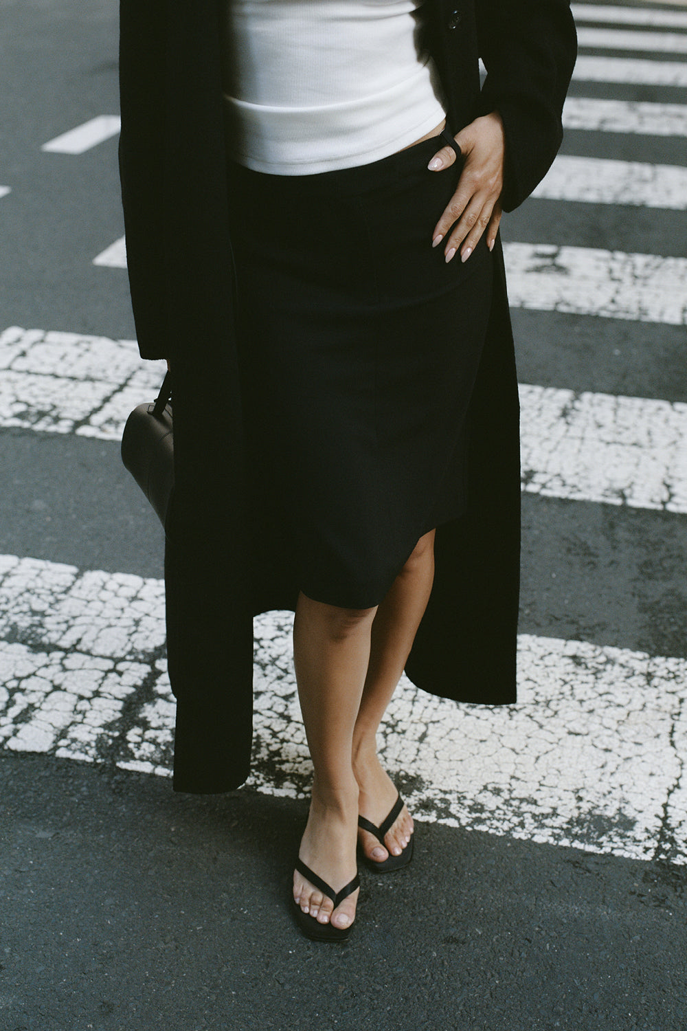 PARKER BLACK KNEE LENGTH SKIRT
