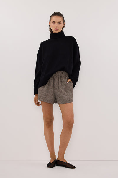 Stas wearing FRANKIE CHOC TWEED ELASTIC SHORT