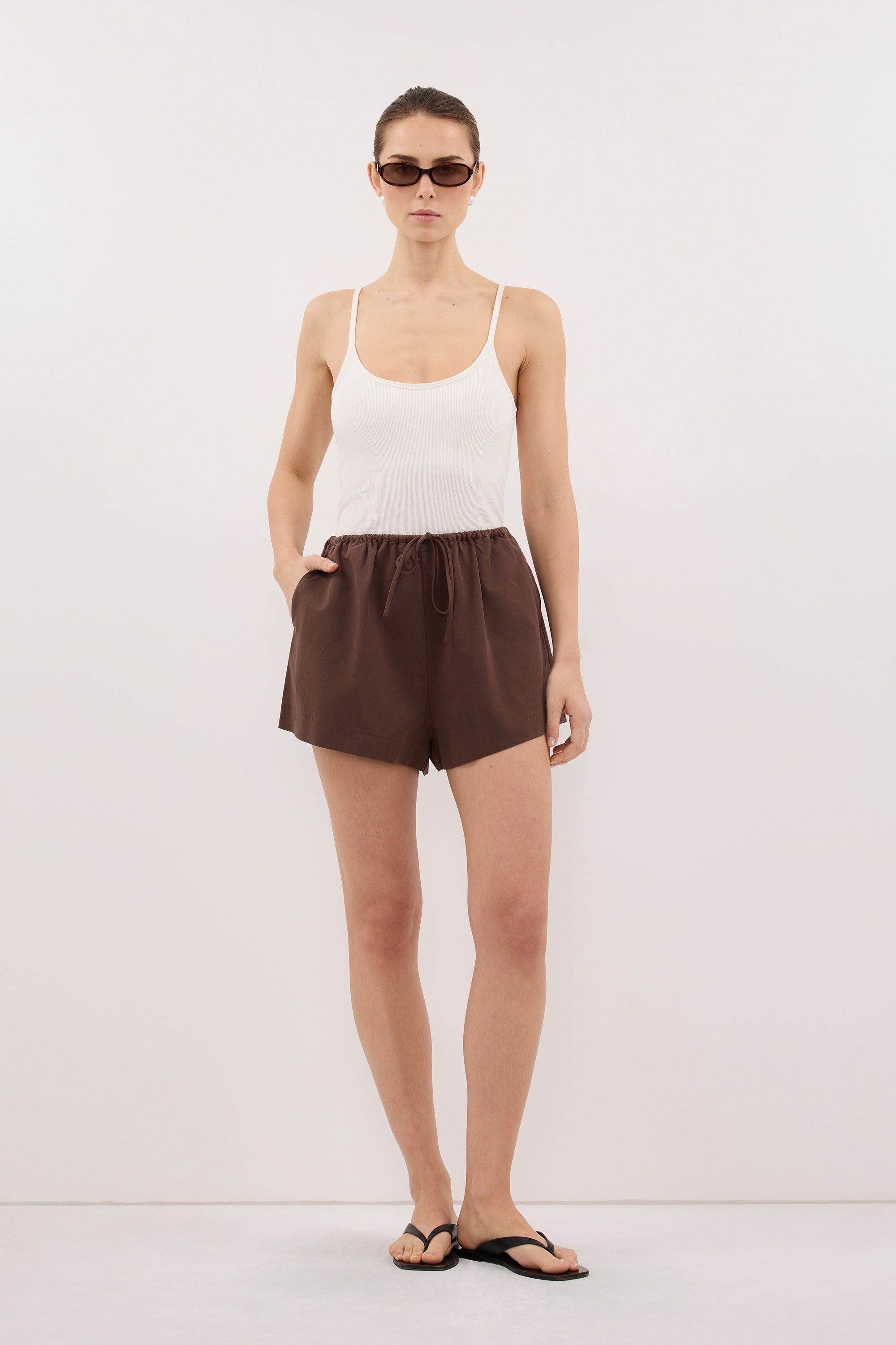 RORY MILK CHOC LIGHTWEIGHT TRACK SHORT