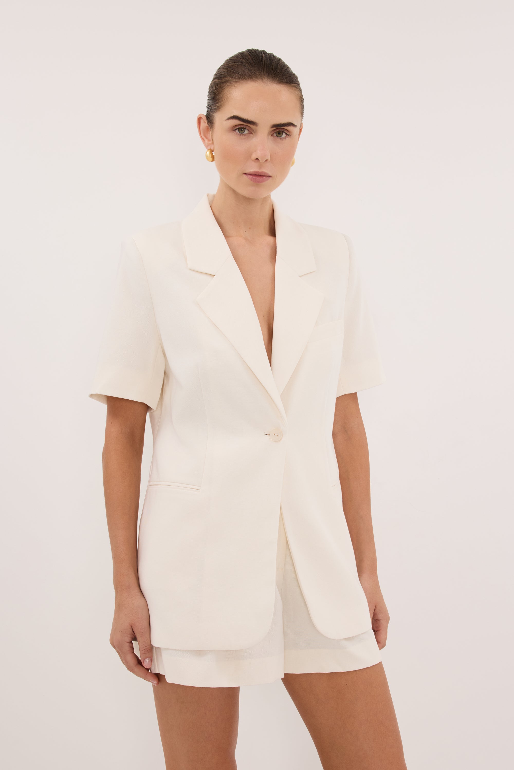 JORDY CREAM TAILORED SHORT