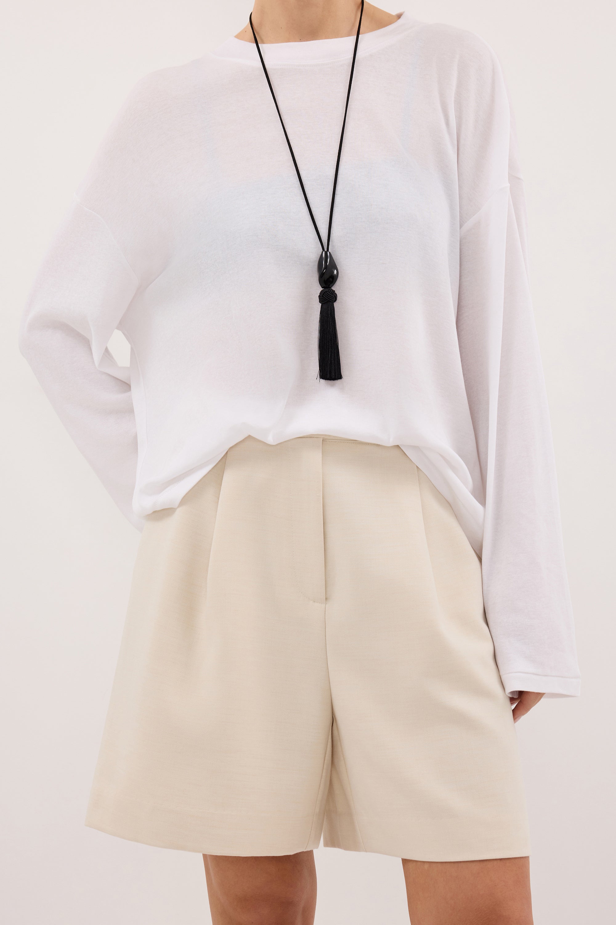 SOLENE CREAM BERMUDA SHORT
