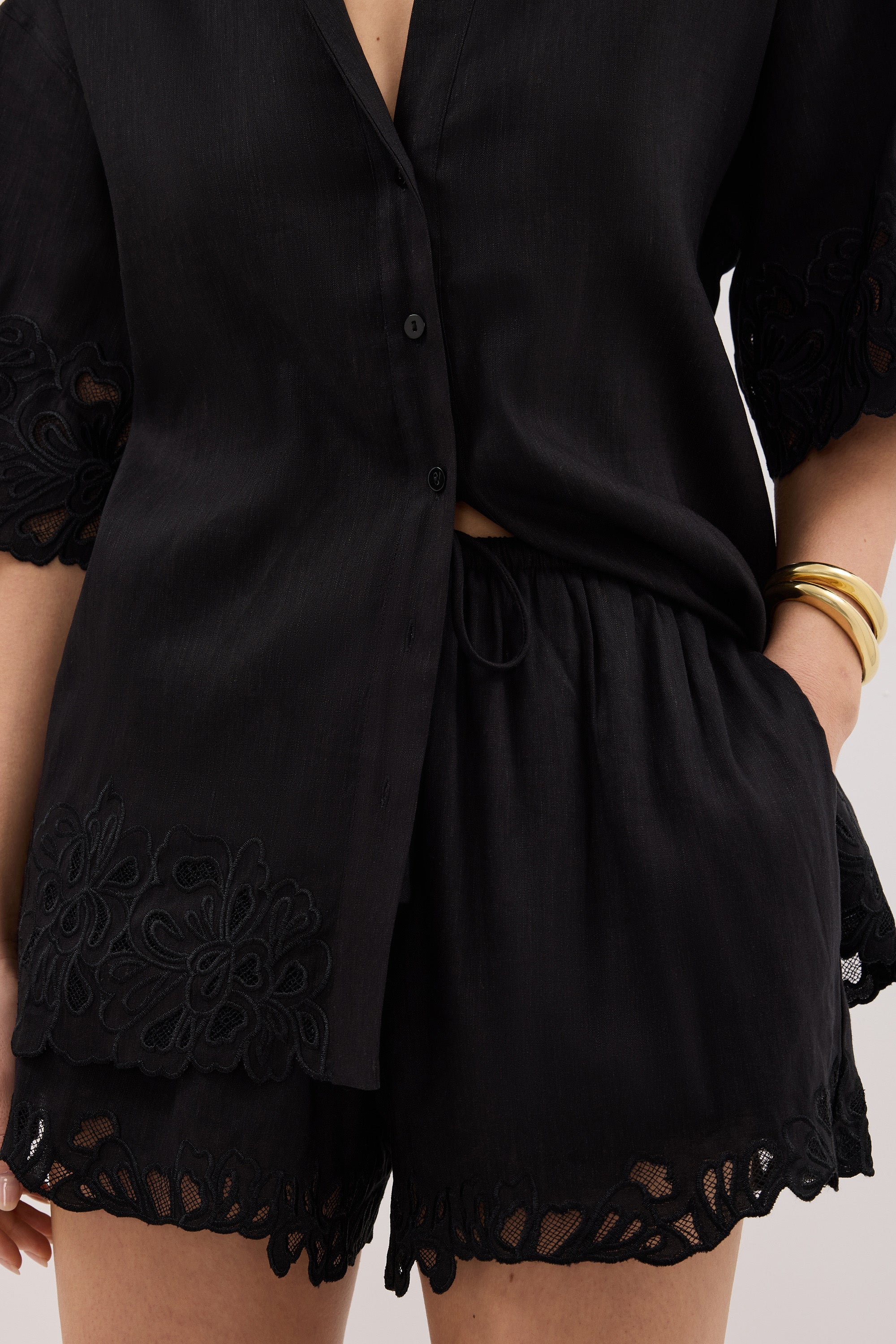 ZARIA BLACK SHORT