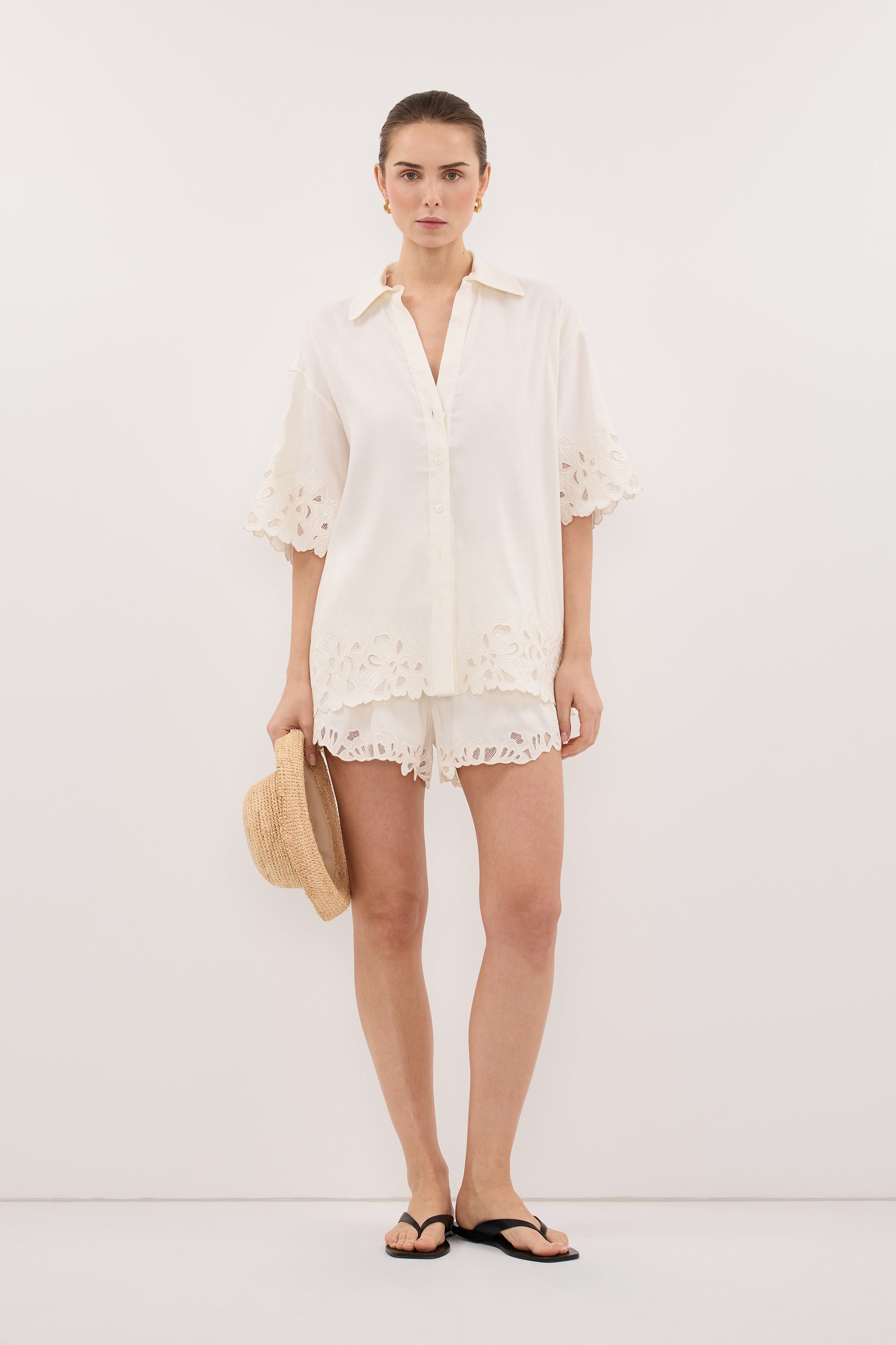 ZARIA OFF WHITE SHORT
