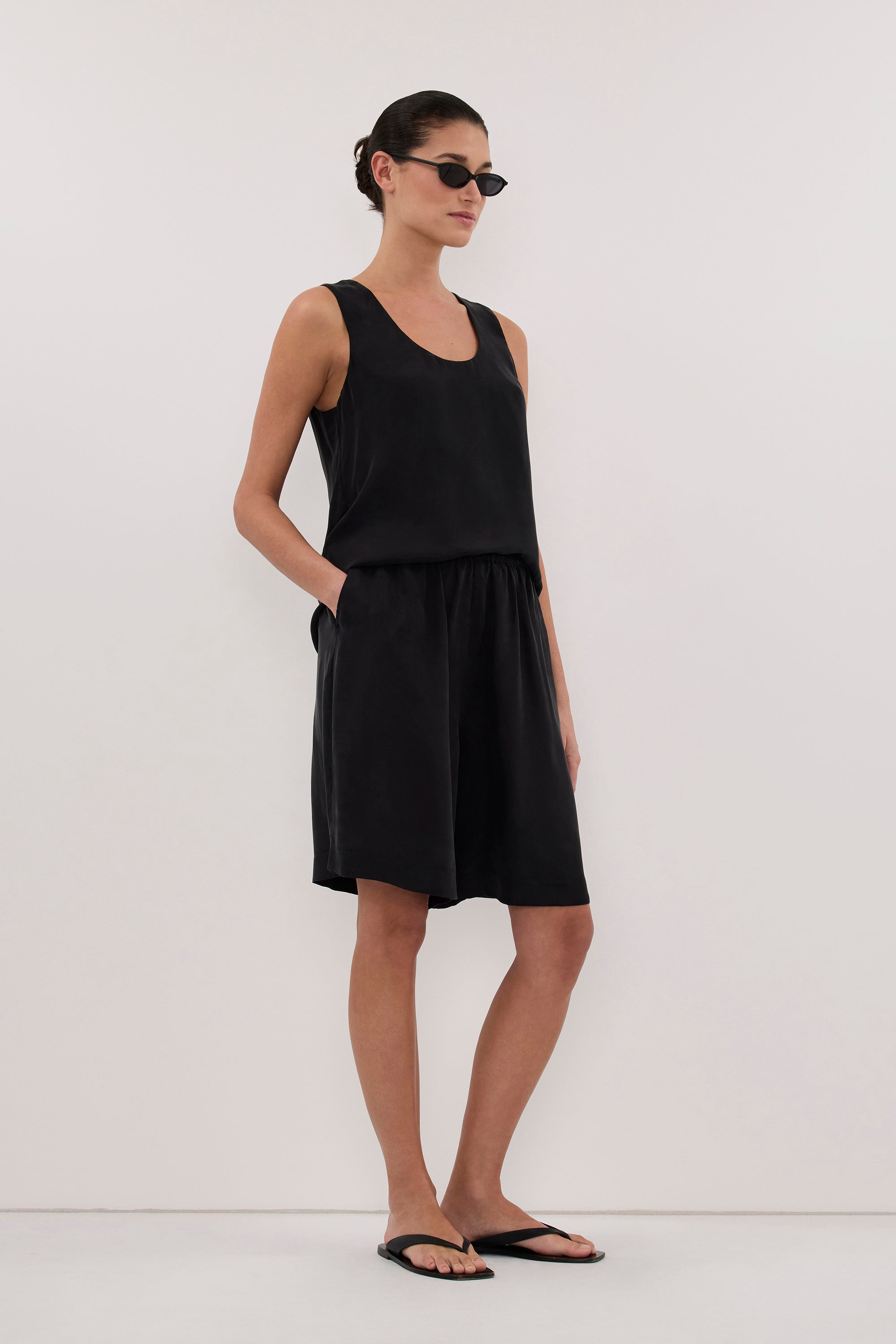 ALICE BLACK CUPRO BERMUDA SHORT