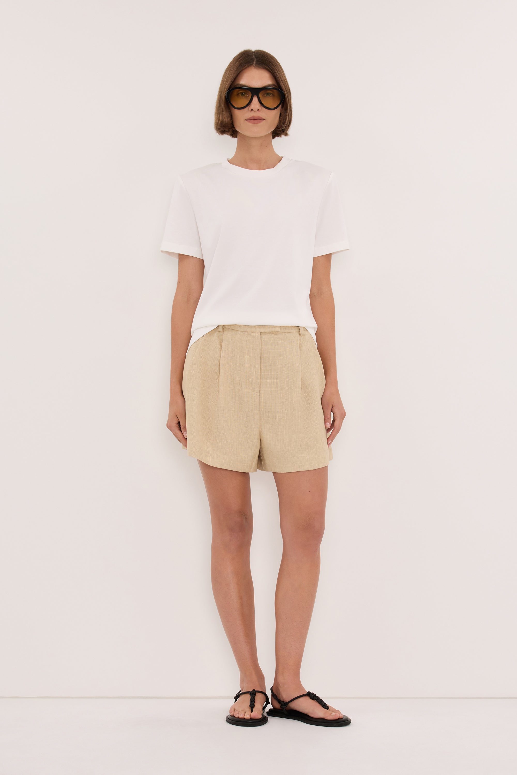 RUNA WHEAT TAILORED SHORT