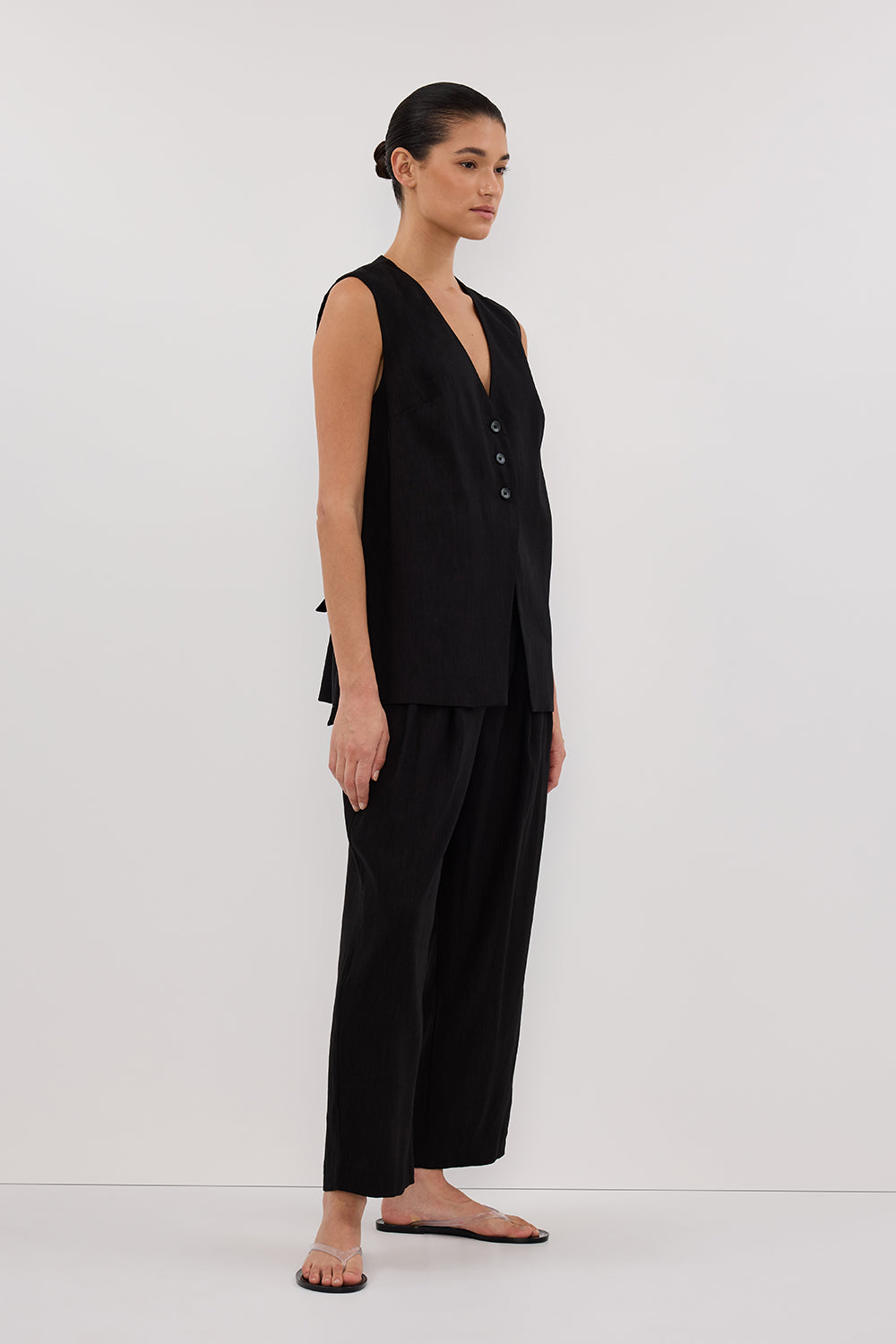 BRAX BLACK TAPERED PANT