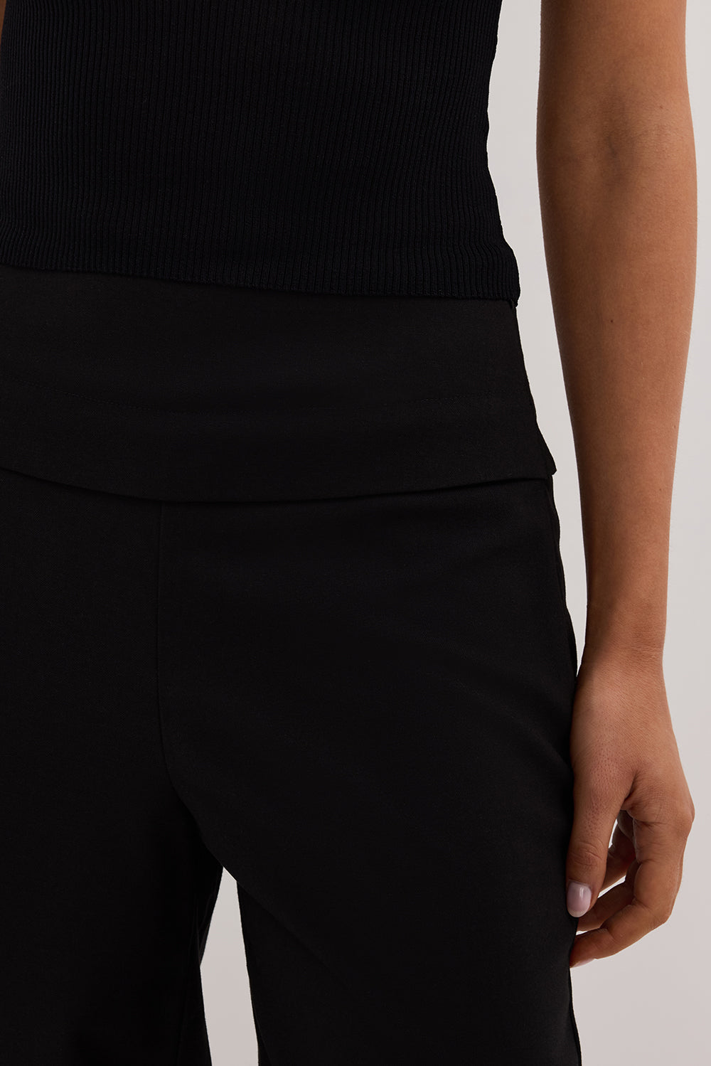RITA BLACK TAILORED PANT