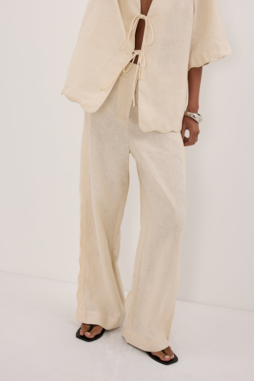 LELA SANDSTONE LINEN PANT