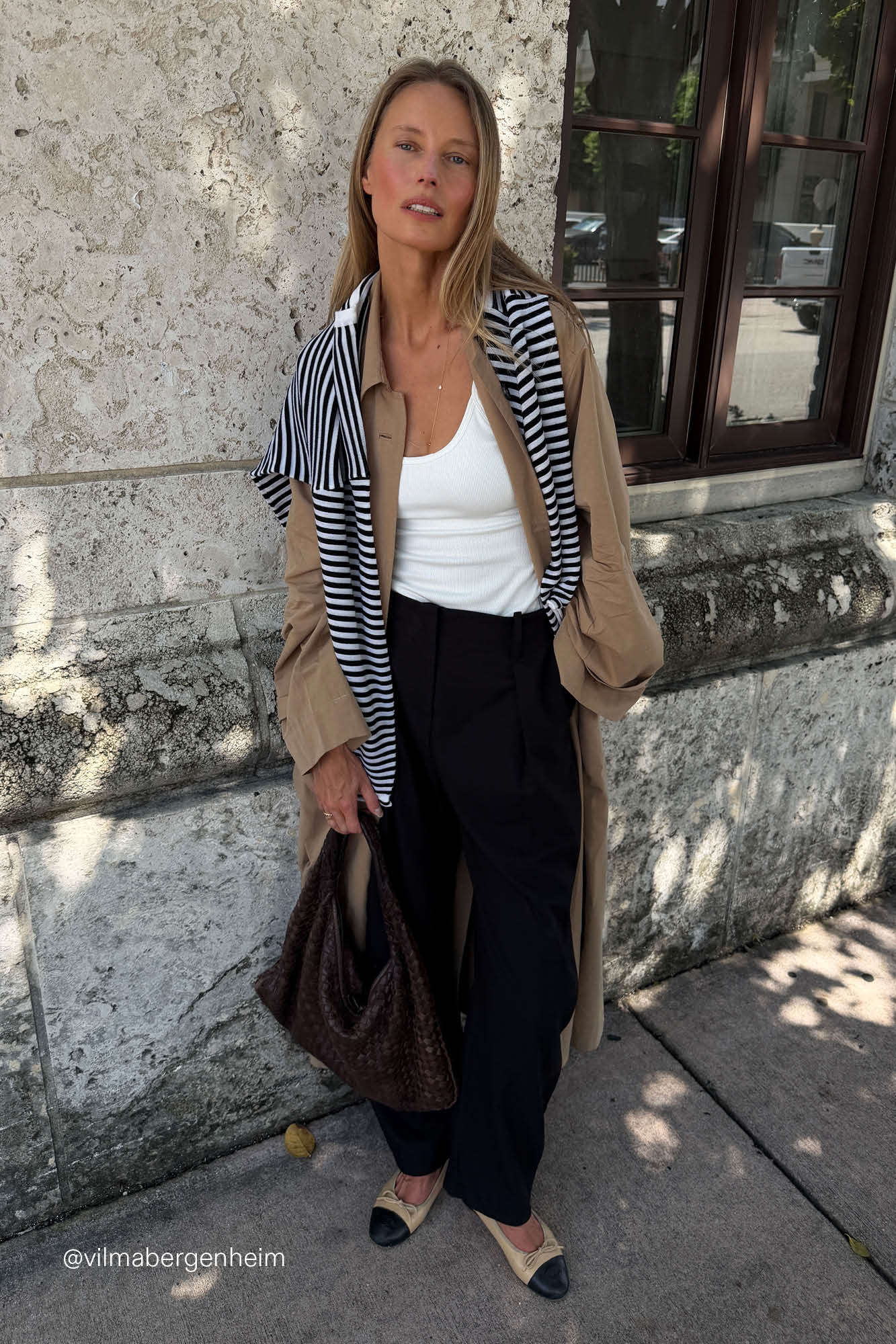 ROMY BLACK BARREL LEG TAILORED PANT