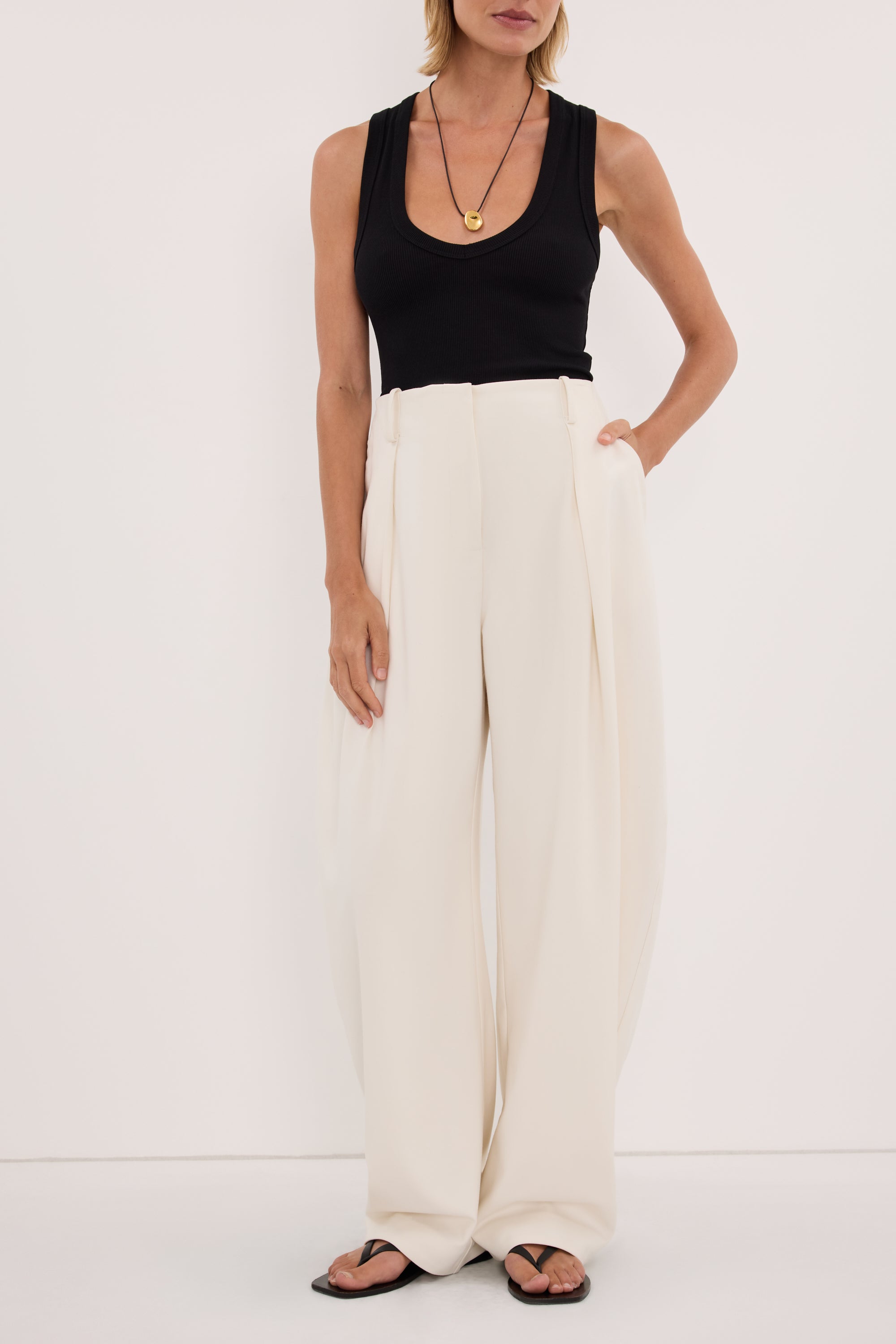 ROMY CREAM BARREL LEG TAILORED PANT