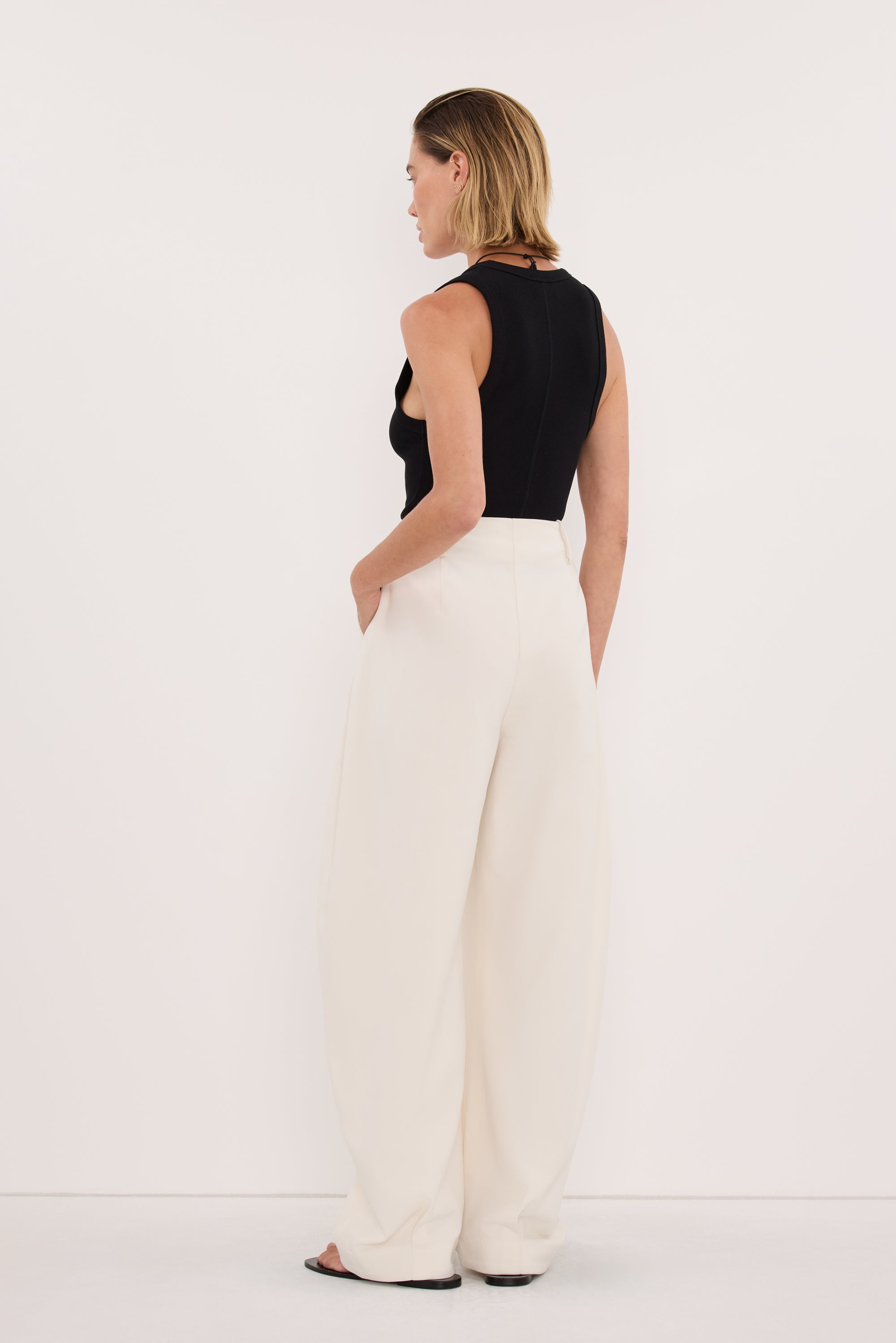 ROMY CREAM BARREL LEG TAILORED PANT